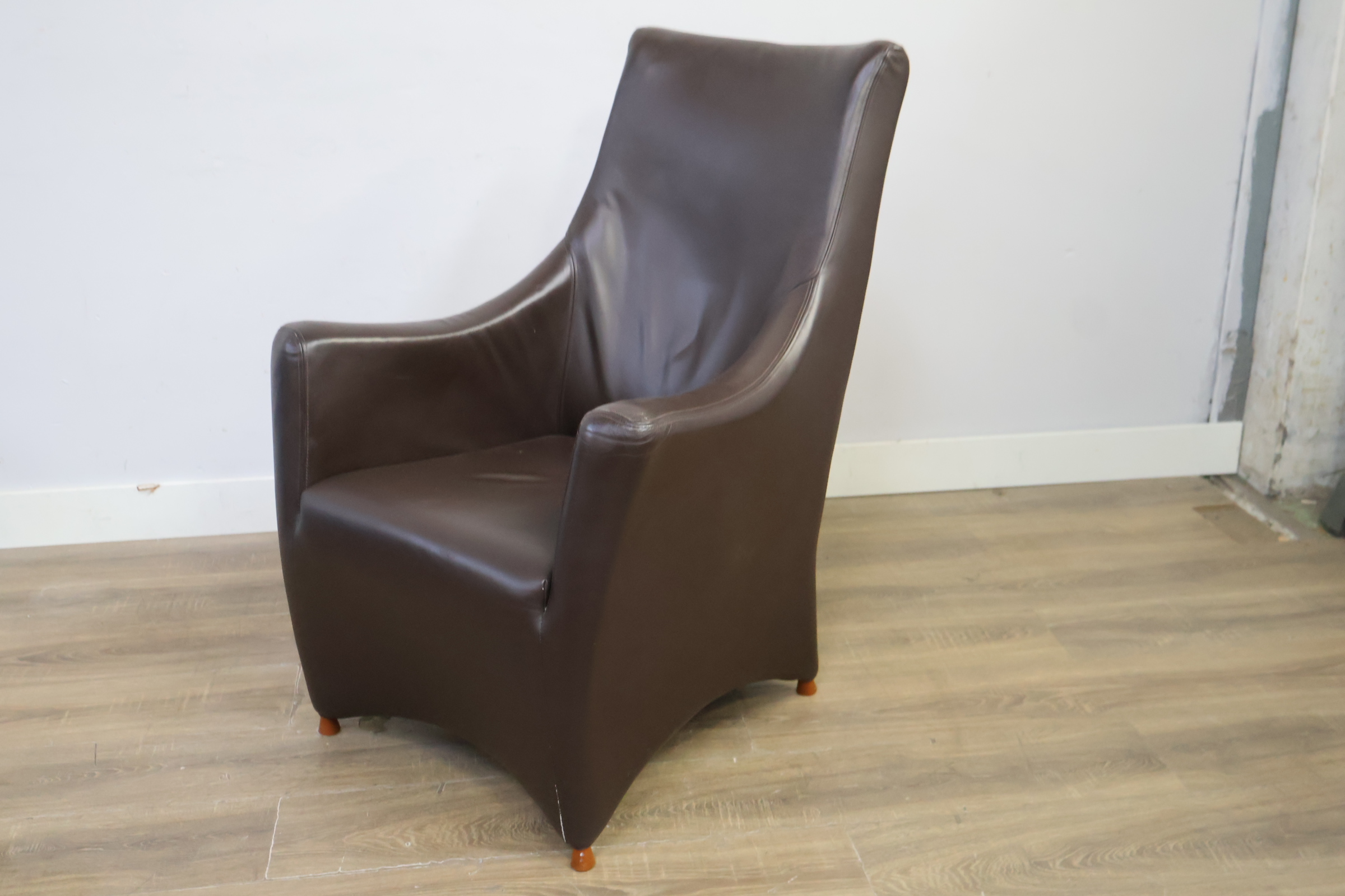 Heerlijke Lederen fauteuil – foto 10 – kavel bij GSD Auctions, Zoeterwoude