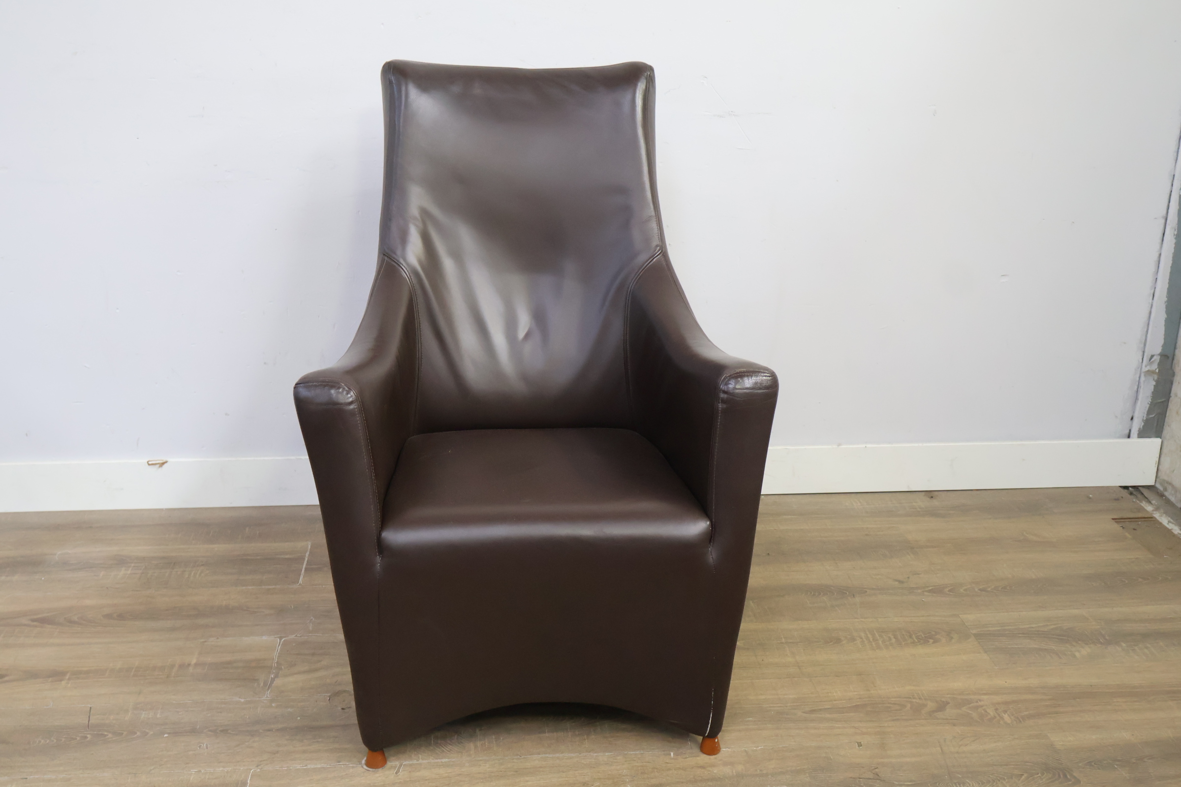 Heerlijke Lederen fauteuil – foto 11 – kavel bij GSD Auctions, Zoeterwoude
