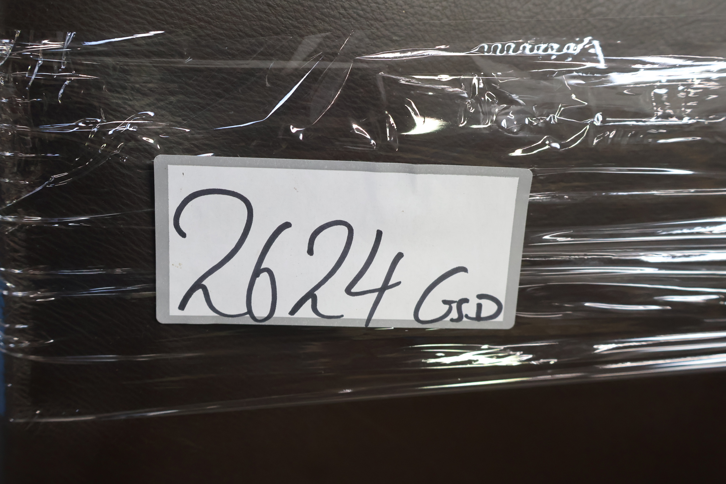 Heerlijke Lederen fauteuil – foto 18 – kavel bij GSD Auctions, Zoeterwoude