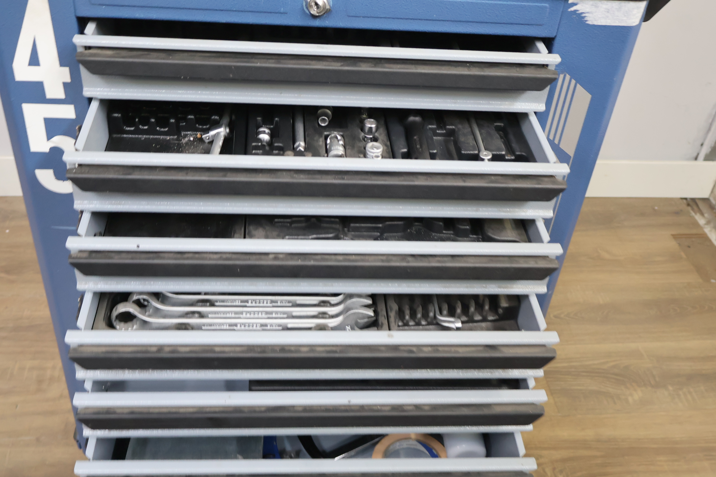 Werkplaats gereedschapswagen - Gedore Jumbo Trolly – foto 13 – kavel bij GSD Auctions, Zoeterwoude