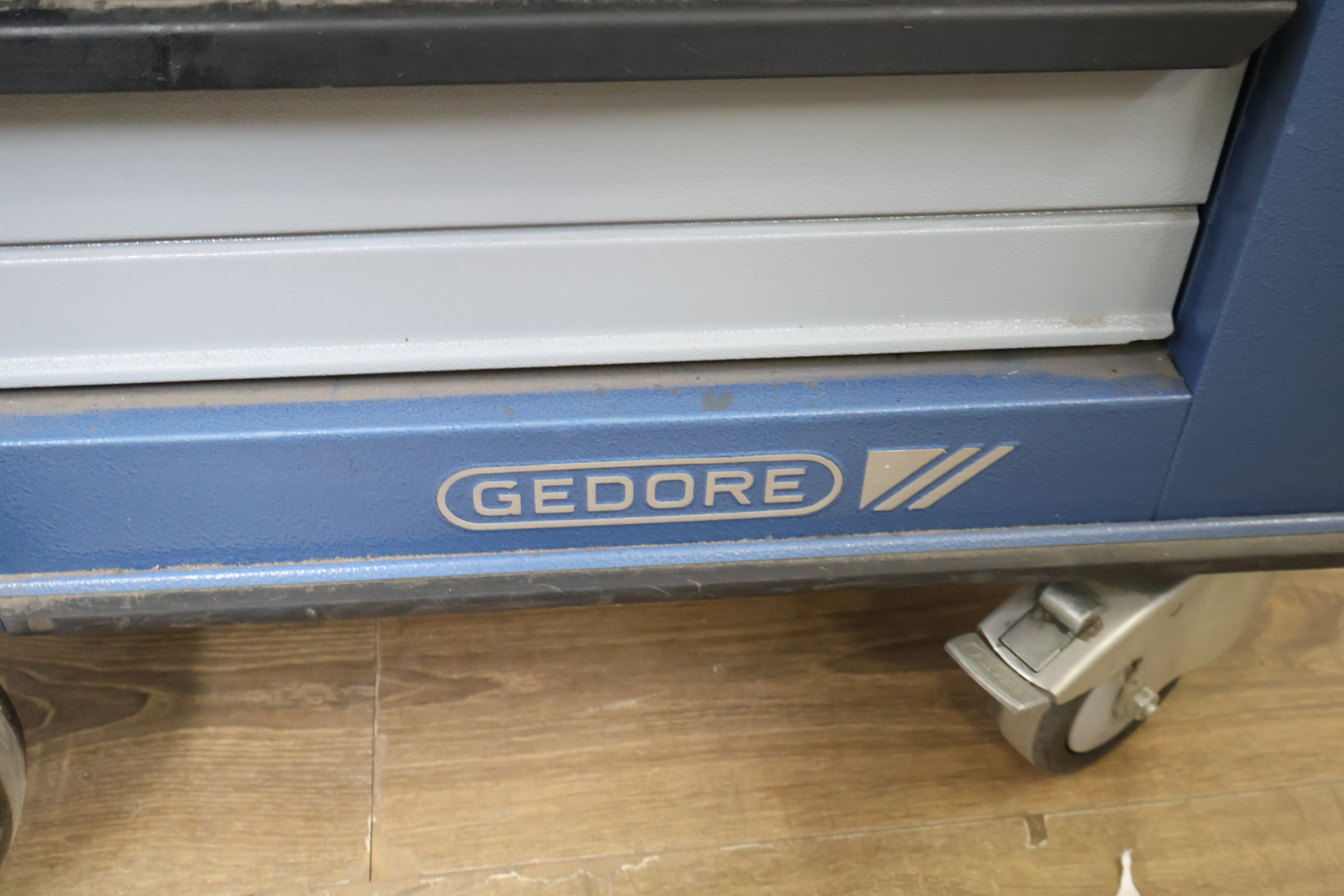 Werkplaats gereedschapswagen - Gedore Jumbo Trolly – foto 24 – kavel bij GSD Auctions, Zoeterwoude