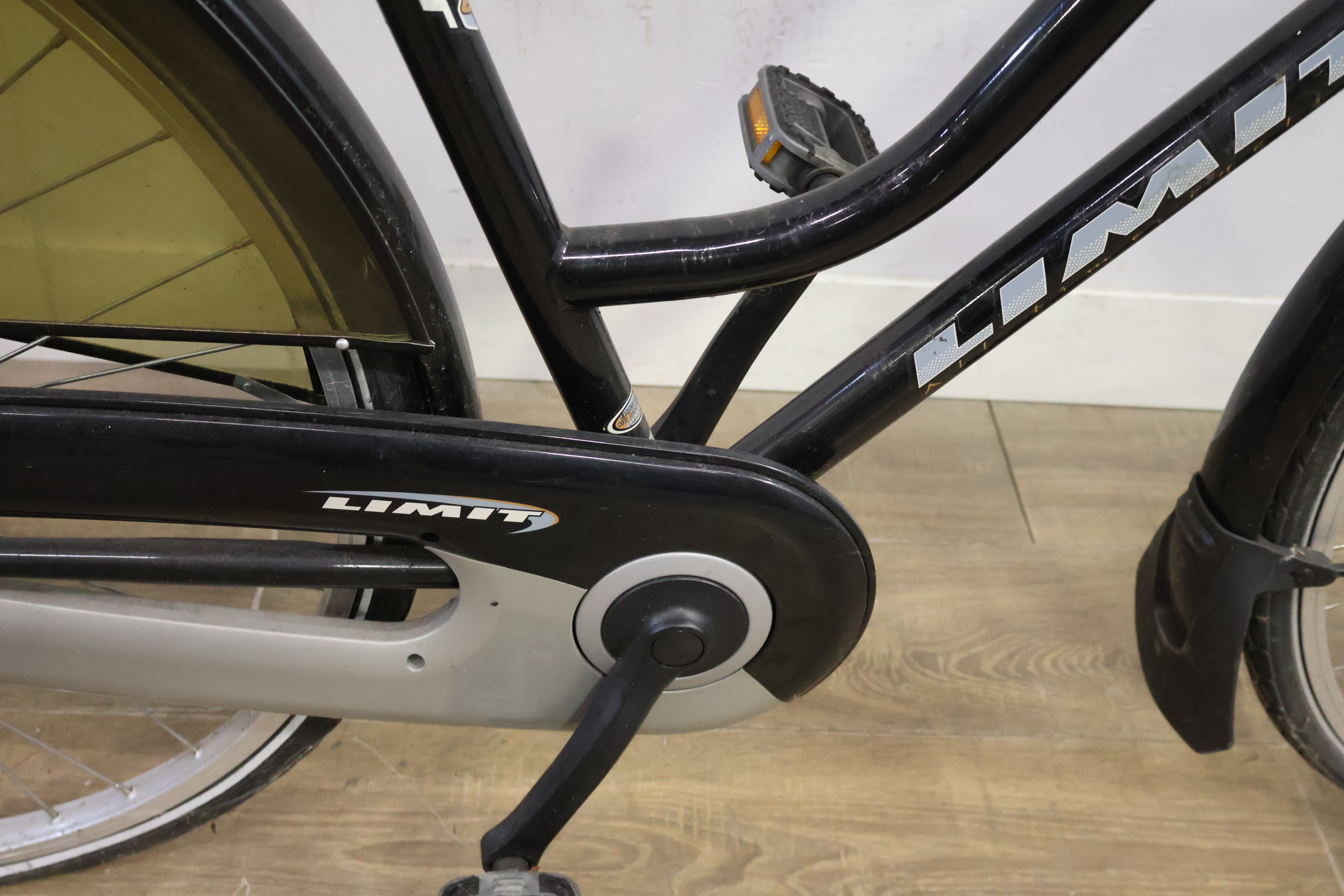 Limit Fiets City Bike – foto 6 – kavel bij GSD Auctions, Zoeterwoude