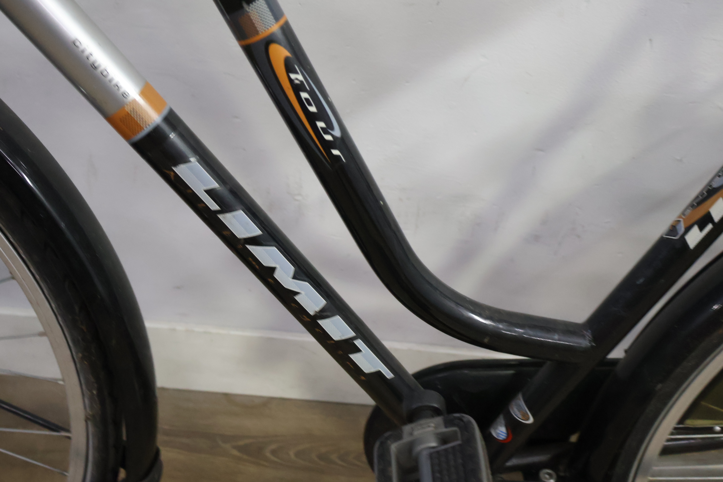 Limit Fiets City Bike – foto 16 – kavel bij GSD Auctions, Zoeterwoude