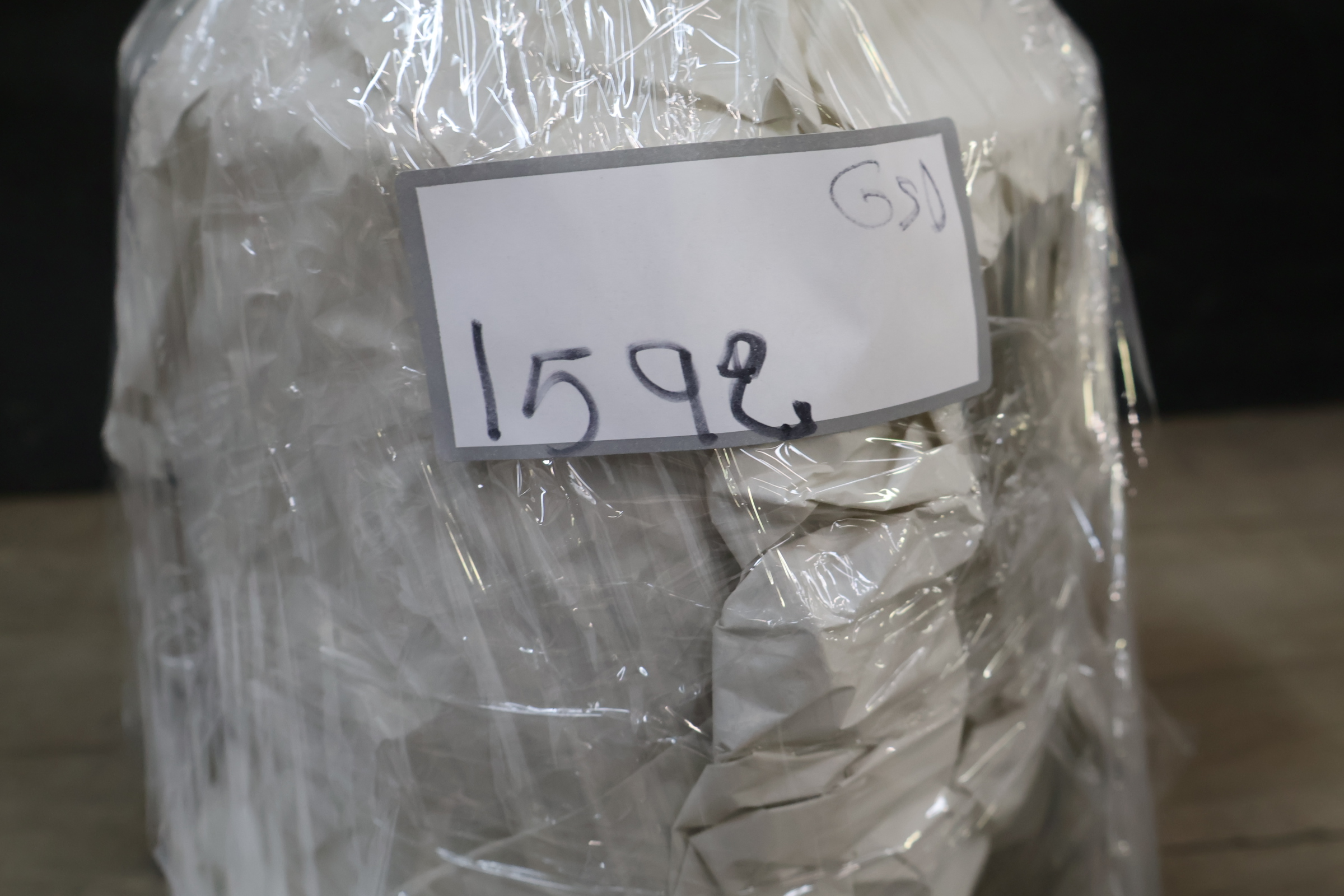 Glazen kaasstolp met 4 theeglazen – foto 20 – kavel bij GSD Auctions, Zoeterwoude