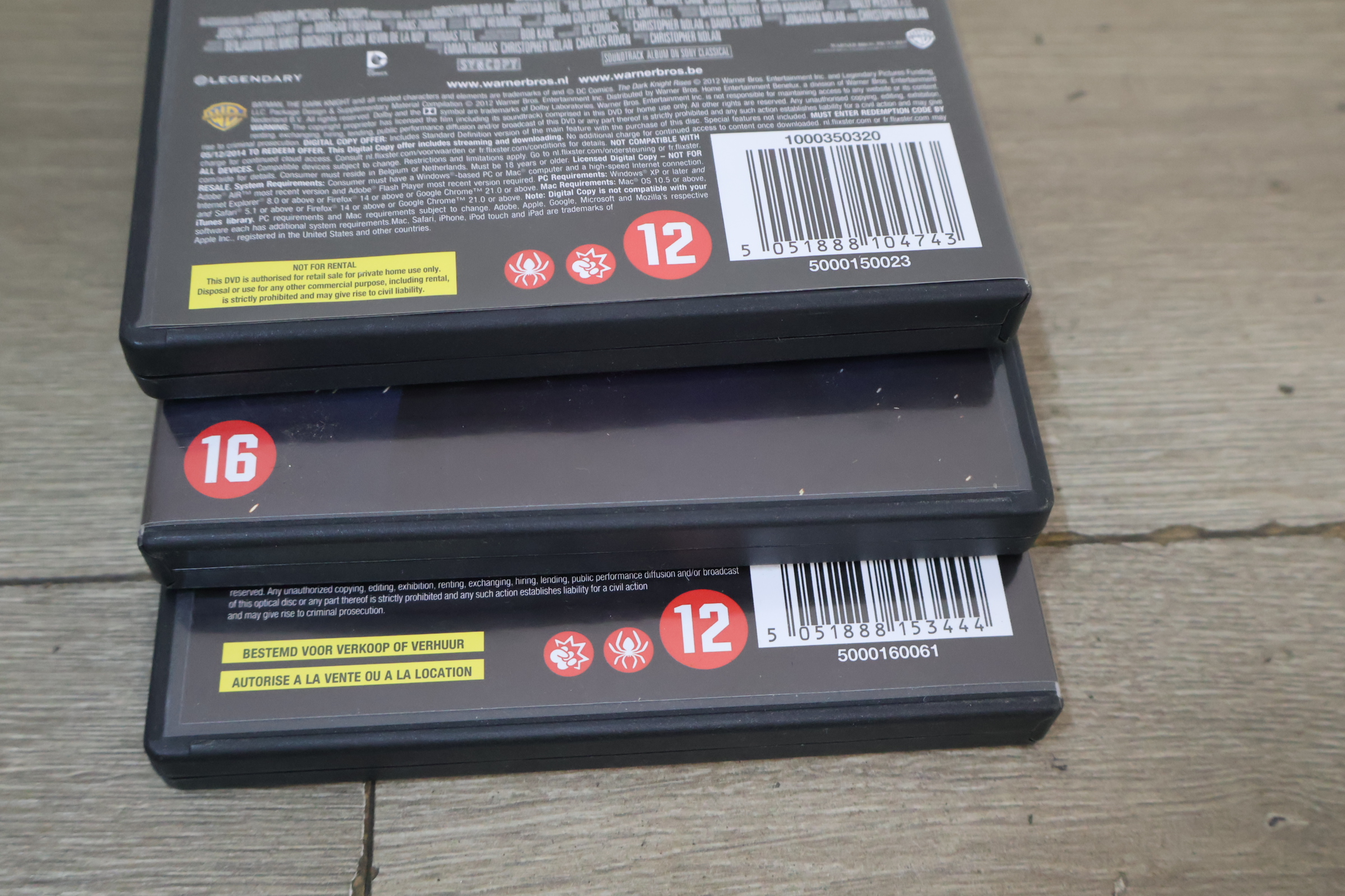 The Dark Knight Trilogy DVD collectie plus Batman begins. set van 4 DVD's – foto 14 – kavel bij GSD Auctions, Zoeterwoude