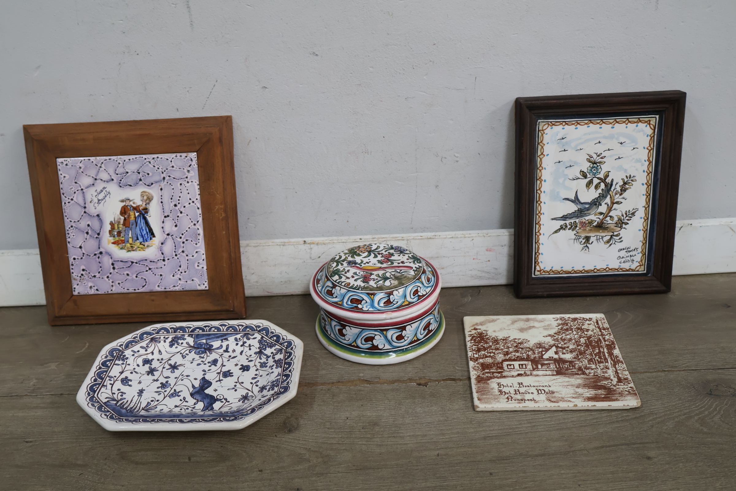 Porseleinen Tegels – foto 3 – kavel bij GSD Auctions, Zoeterwoude