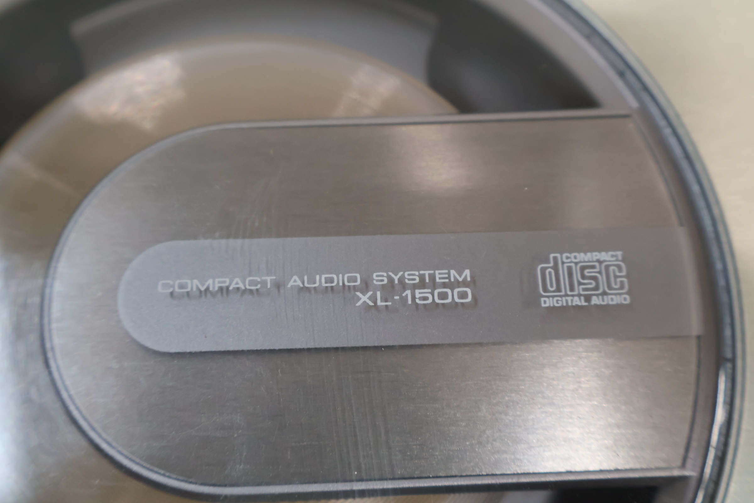 Sharp Compact Audio System XL-1500 – foto 13 – kavel bij GSD Auctions, Zoeterwoude