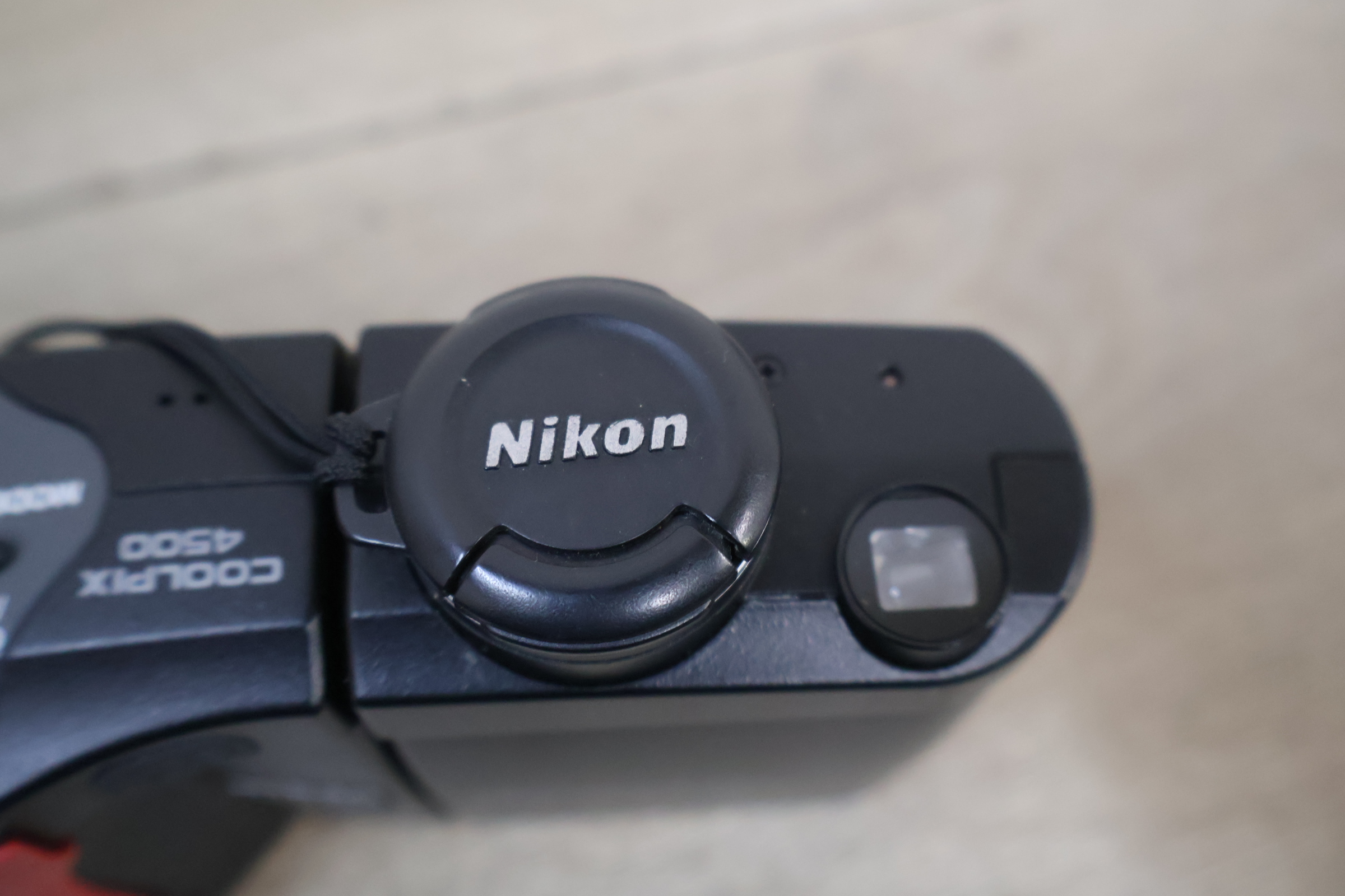 Nikon Coolpix 4500 digitale camera met accessoires – foto 16 – kavel bij GSD Auctions, Zoeterwoude