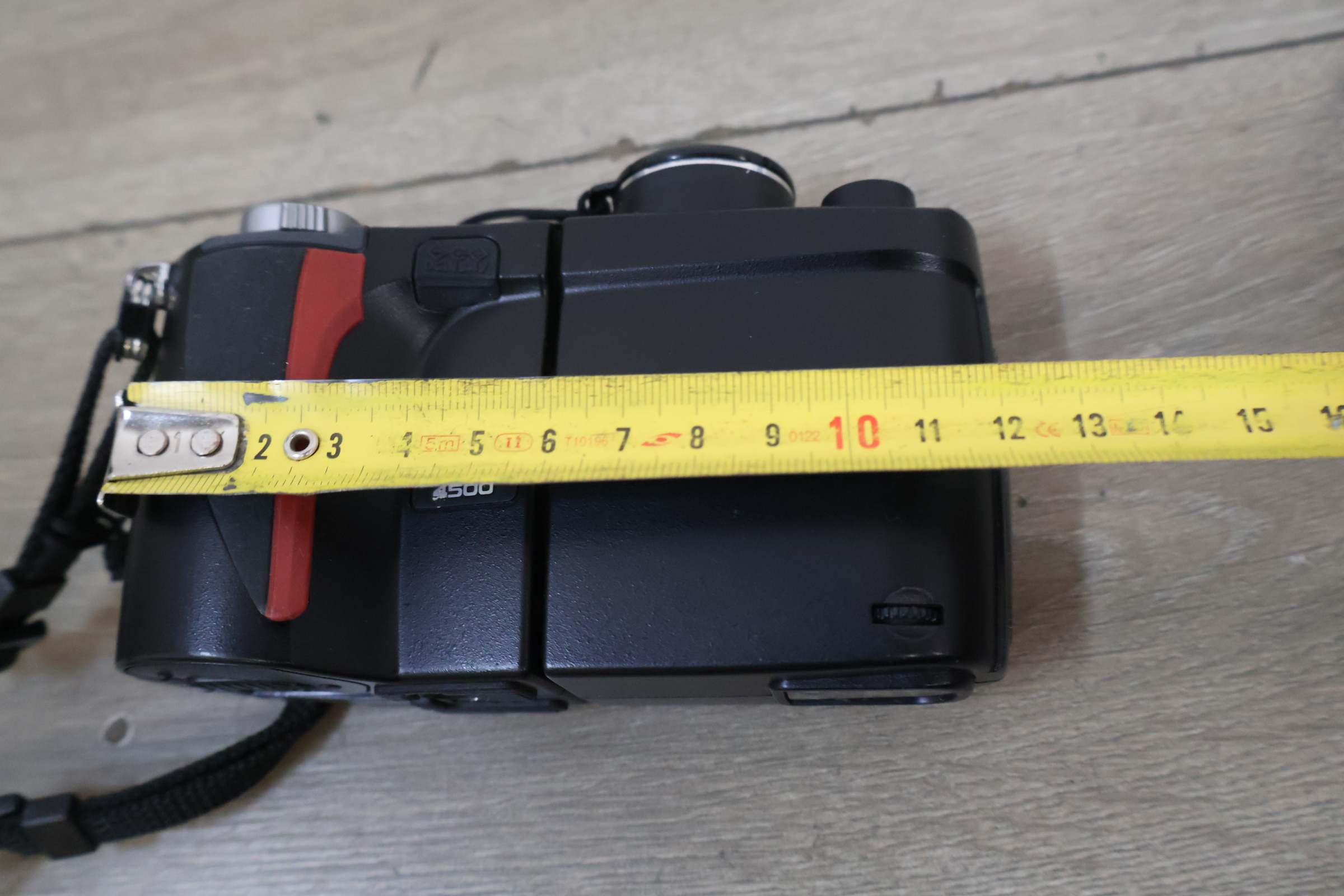 Nikon Coolpix 4500 digitale camera met accessoires – foto 17 – kavel bij GSD Auctions, Zoeterwoude