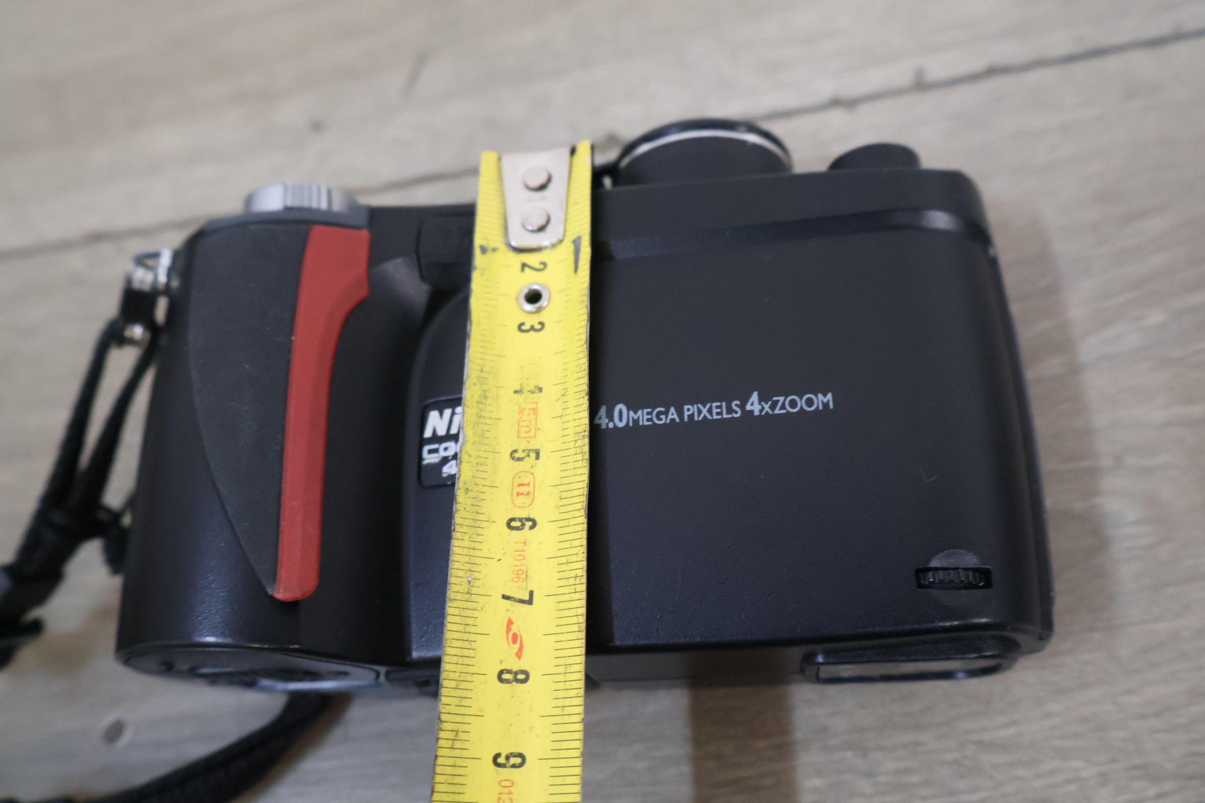 Nikon Coolpix 4500 digitale camera met accessoires – foto 18 – kavel bij GSD Auctions, Zoeterwoude