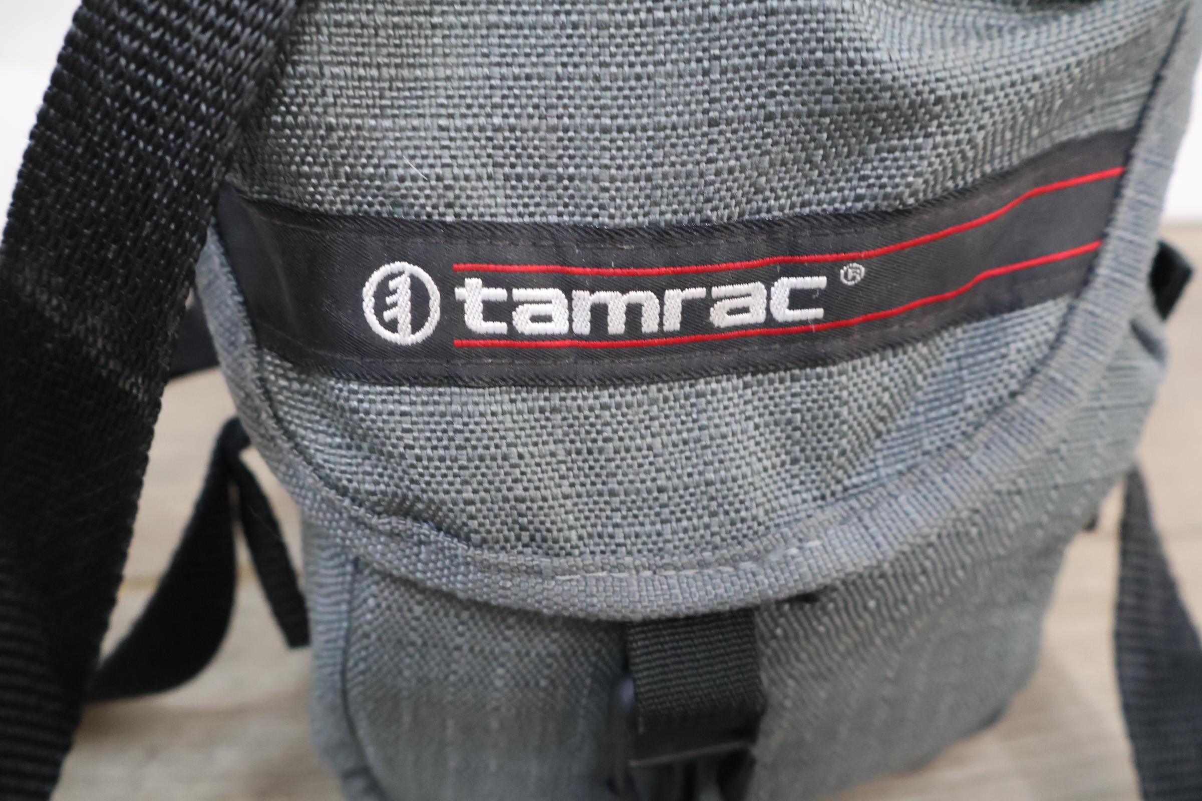 Nikon Coolpix 4500 digitale camera met accessoires – foto 20 – kavel bij GSD Auctions, Zoeterwoude