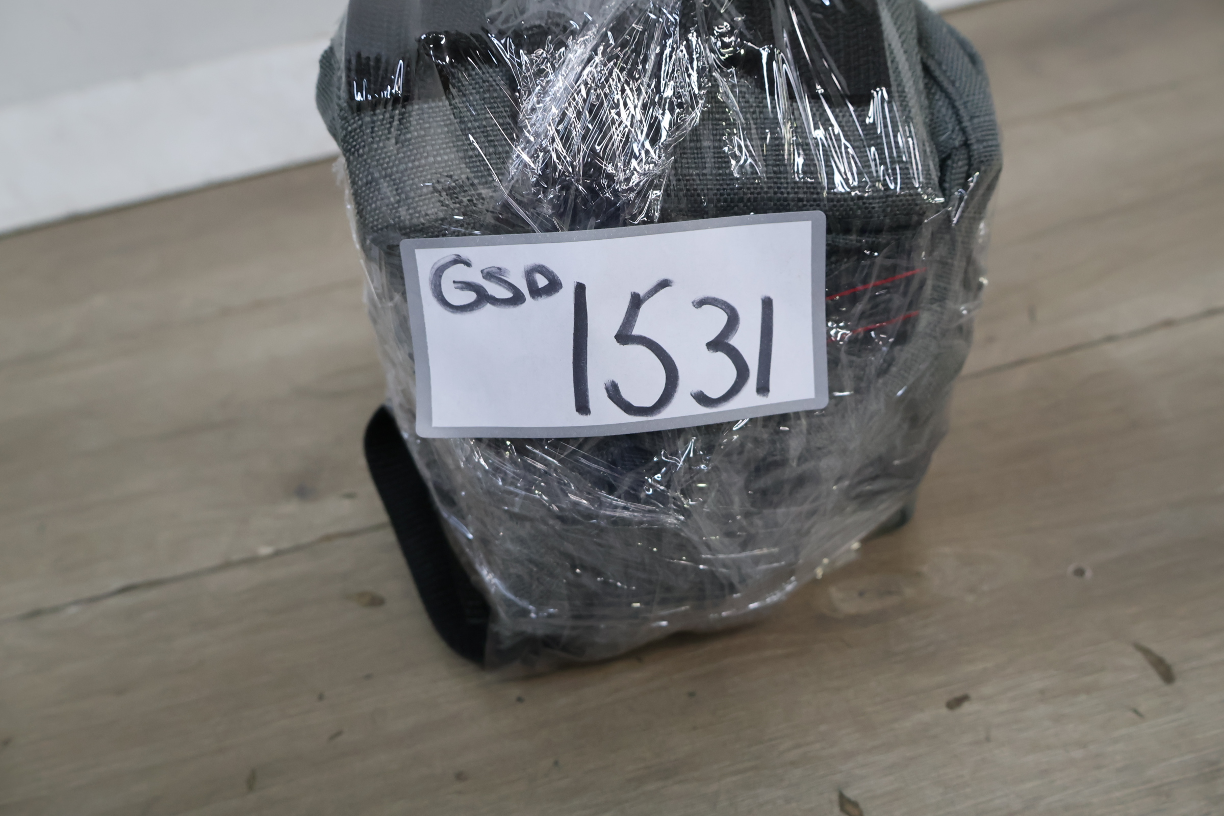 Nikon Coolpix 4500 digitale camera met accessoires – foto 24 – kavel bij GSD Auctions, Zoeterwoude