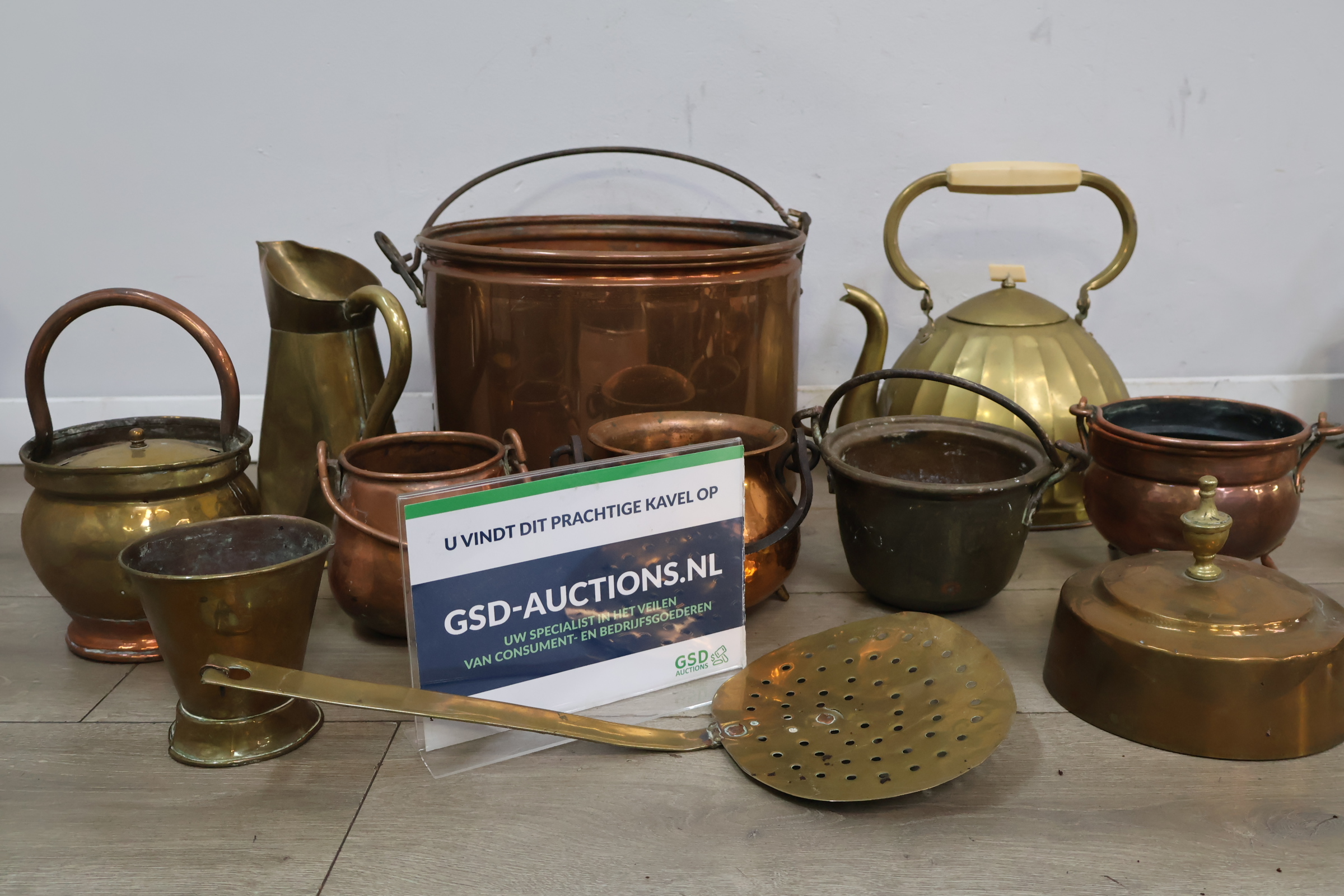 Set antieke koperen en messing gerei – foto 2 – kavel bij GSD Auctions, Zoeterwoude