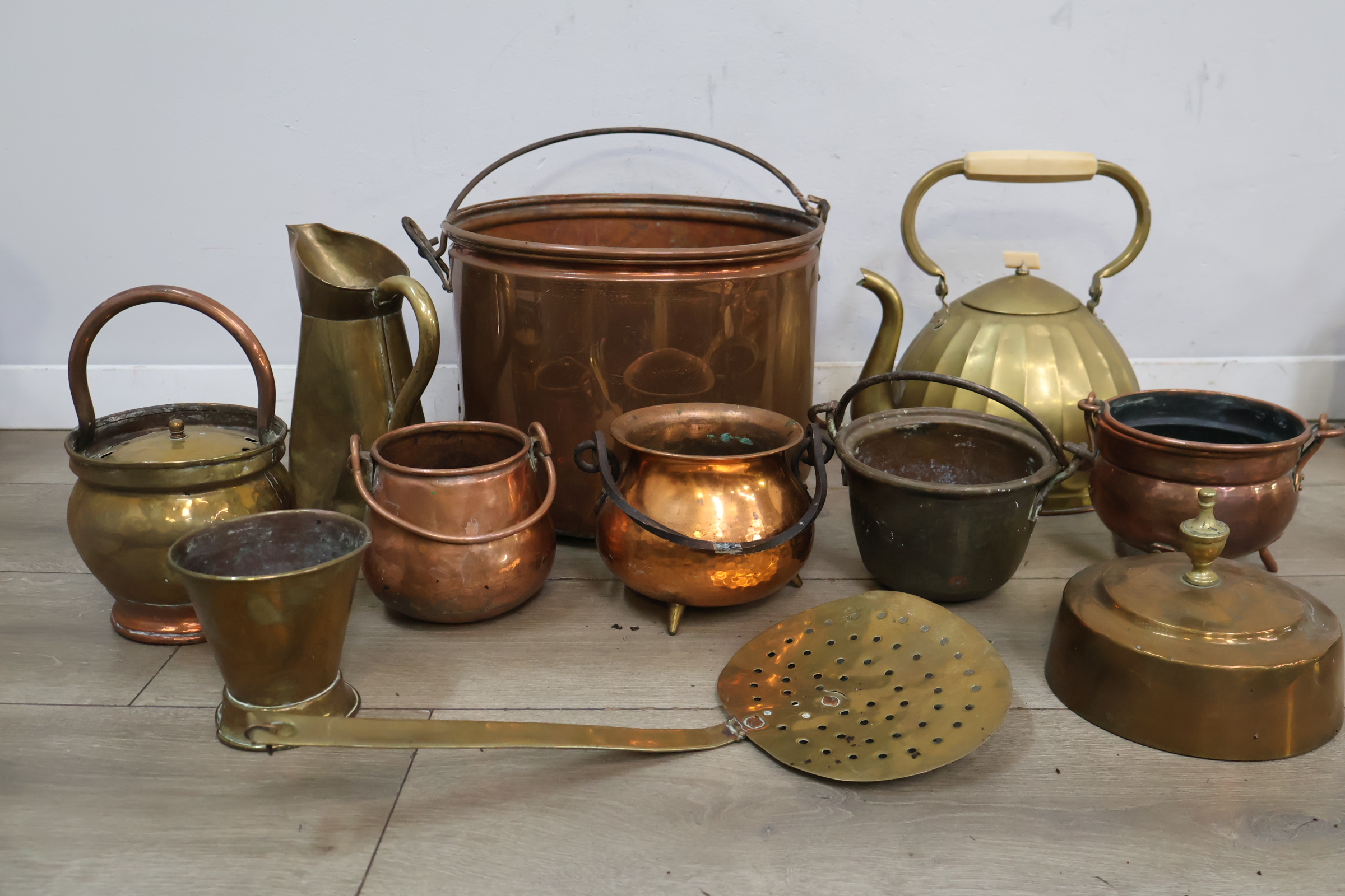 Set antieke koperen en messing gerei – foto 3 – kavel bij GSD Auctions, Zoeterwoude