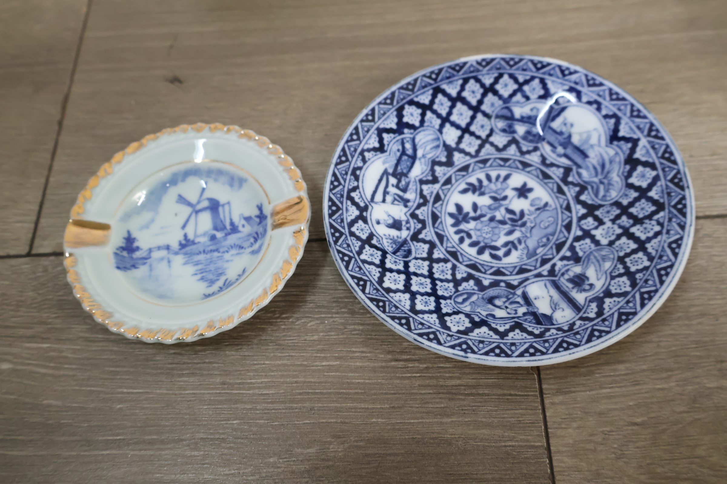 Blauw-wit servies en decoratie – foto 6 – kavel bij GSD Auctions, Zoeterwoude