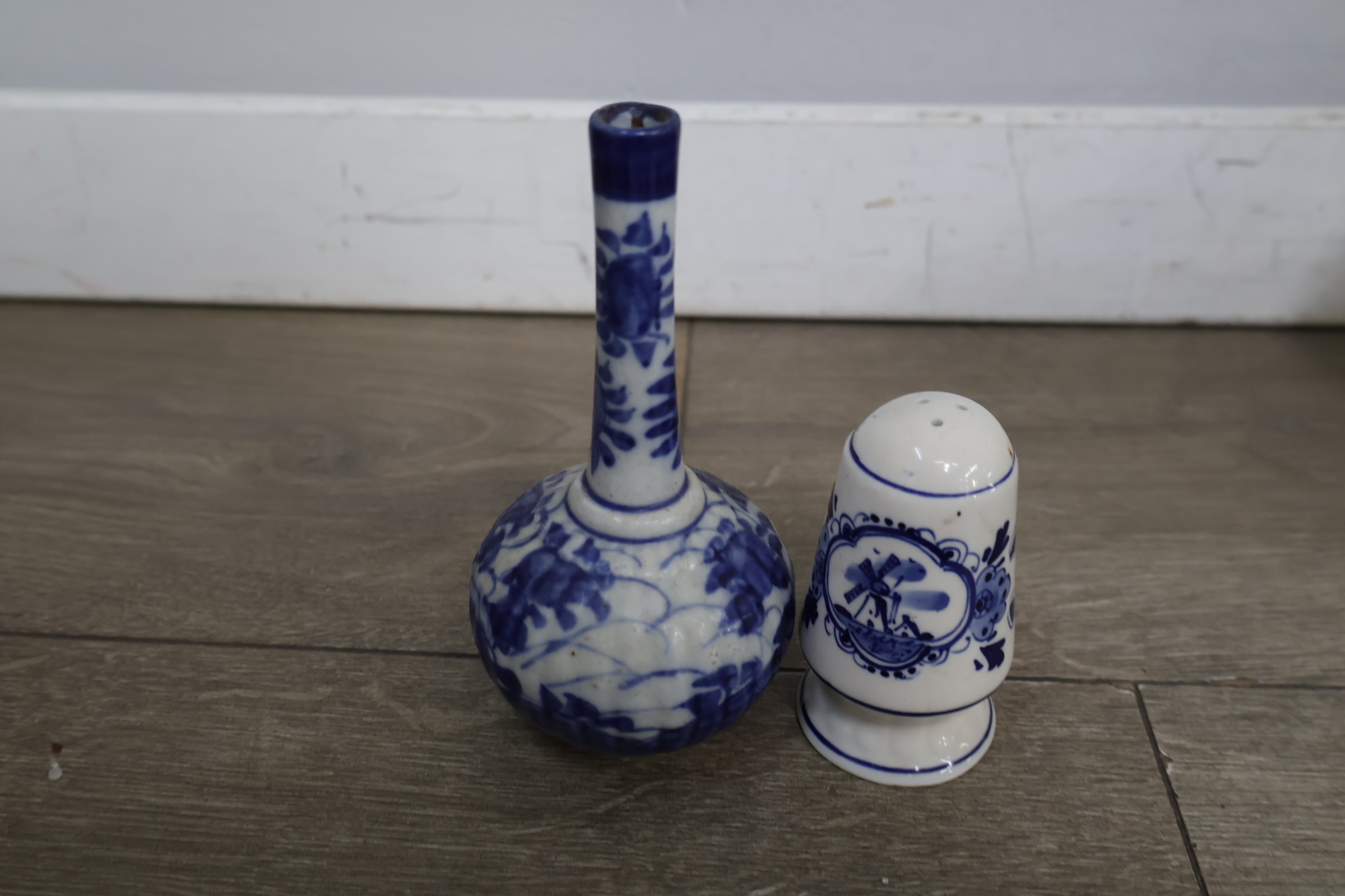 Blauw-wit servies en decoratie – foto 9 – kavel bij GSD Auctions, Zoeterwoude