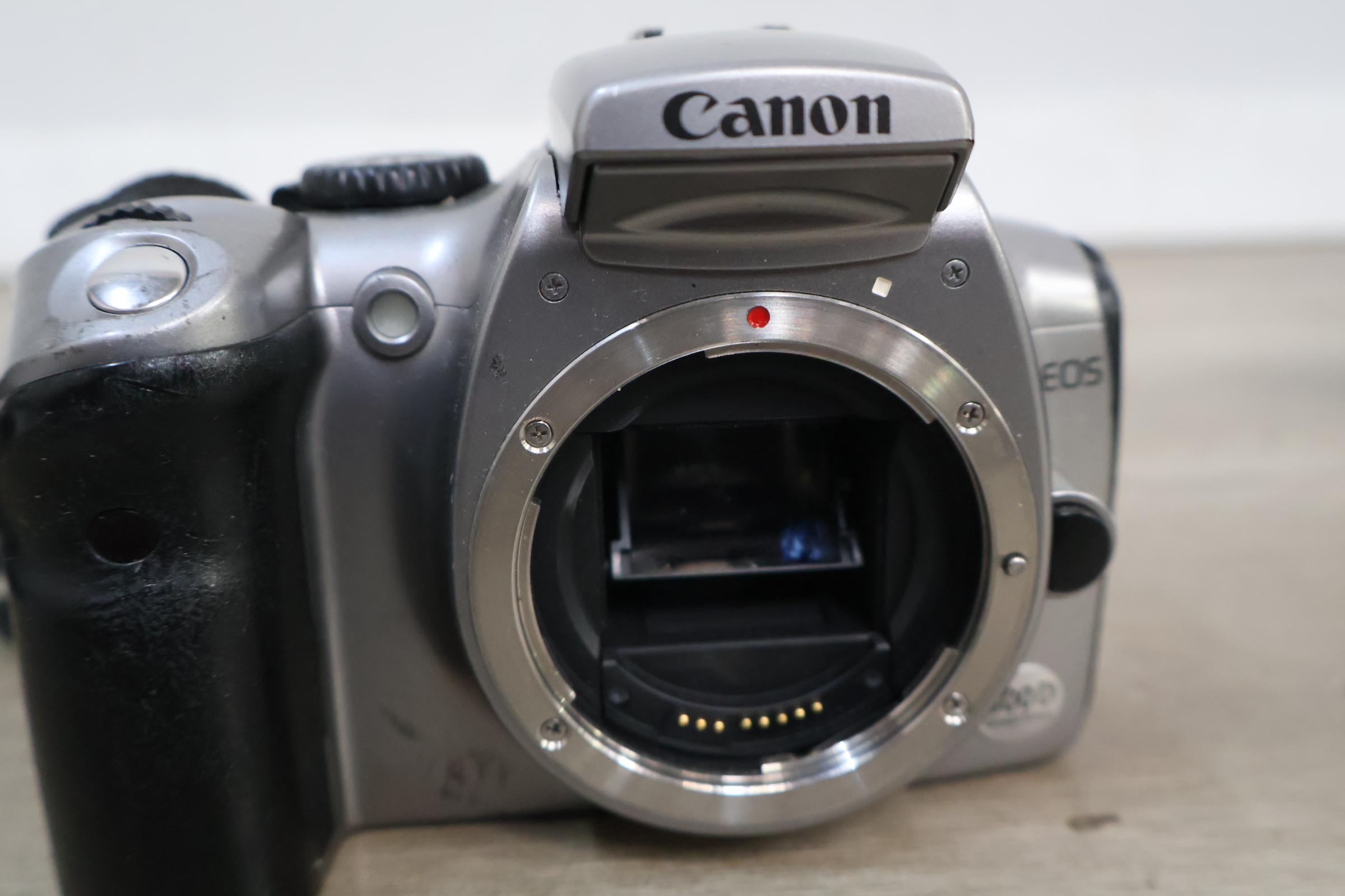 Canon EOS 700 en Canon EOS 10D Spiegelreflexcamera – foto 12 – kavel bij GSD Auctions, Zoeterwoude