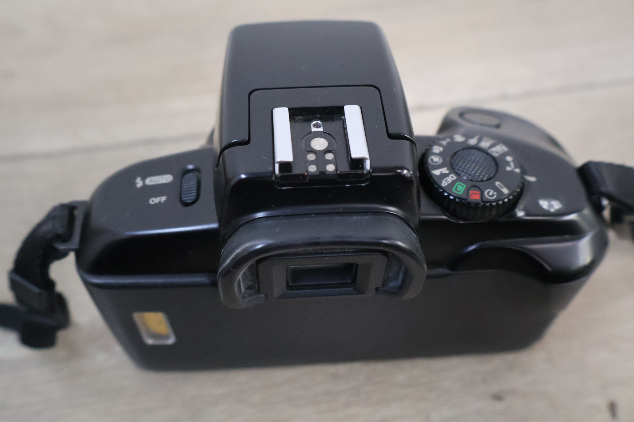 Canon EOS 700 en Canon EOS 10D Spiegelreflexcamera – foto 17 – kavel bij GSD Auctions, Zoeterwoude