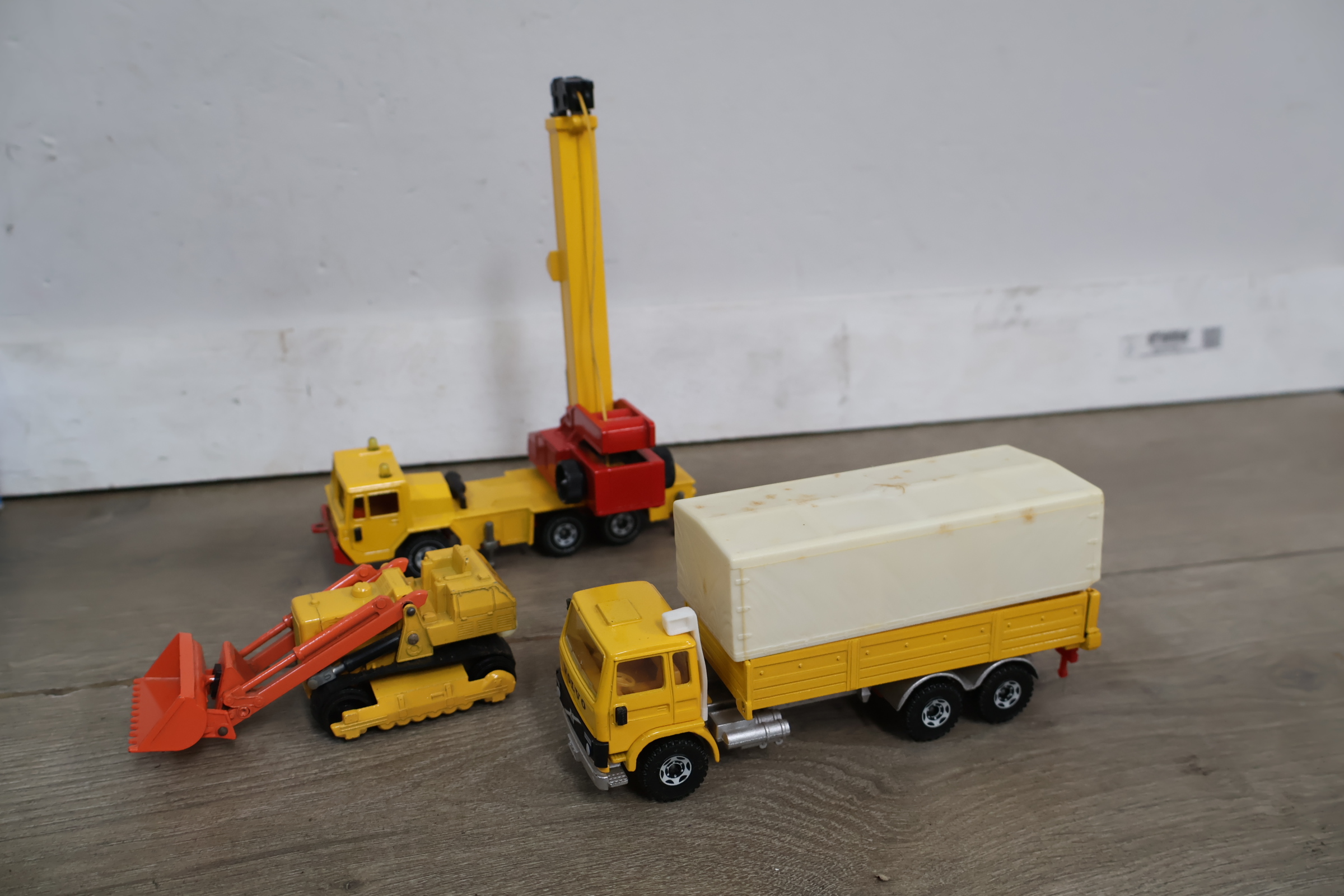 Set van diverse speelgoed vrachtwagens en voertuigen – foto 5 – kavel bij GSD Auctions, Zoeterwoude