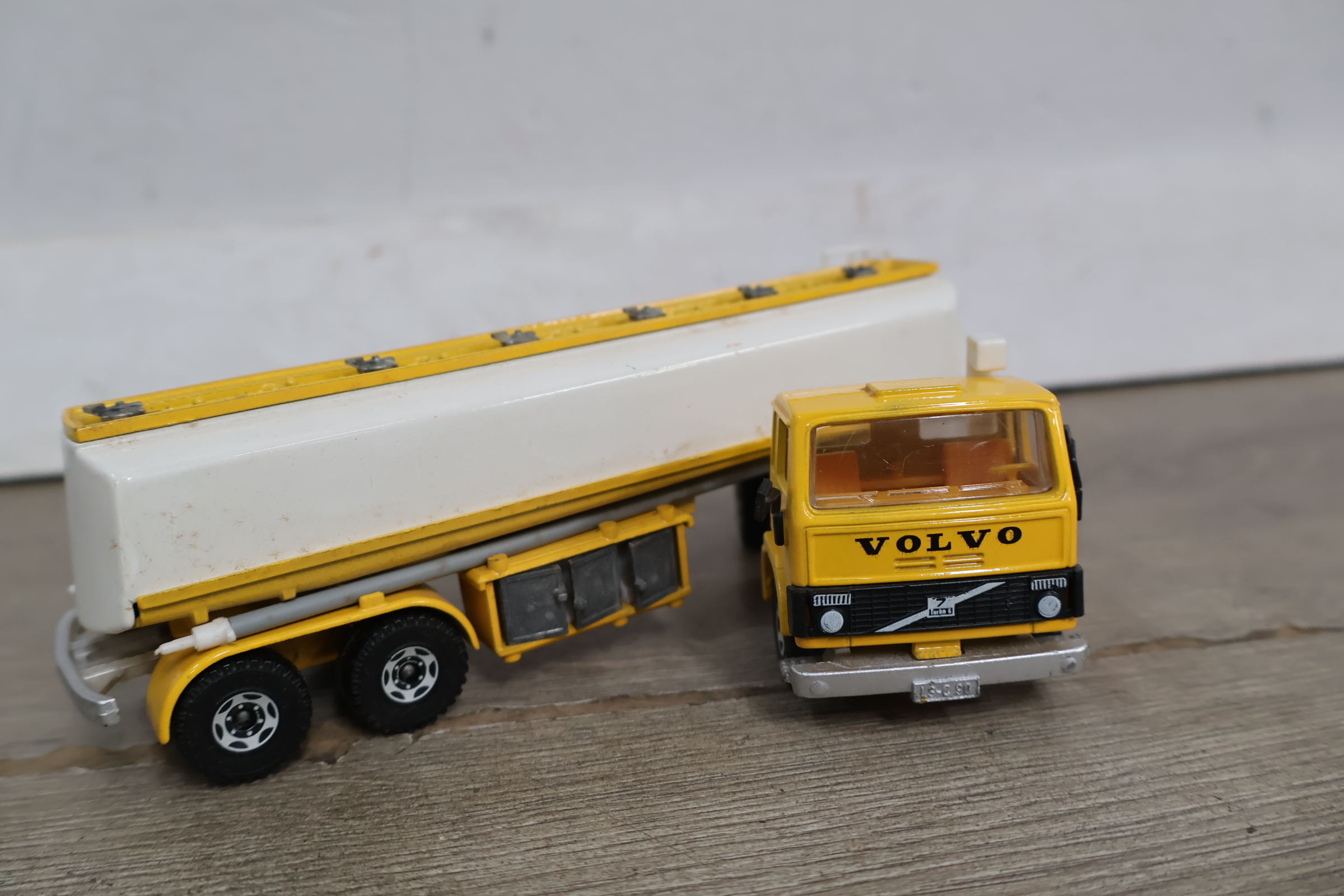 Set van diverse speelgoed vrachtwagens en voertuigen – foto 10 – kavel bij GSD Auctions, Zoeterwoude
