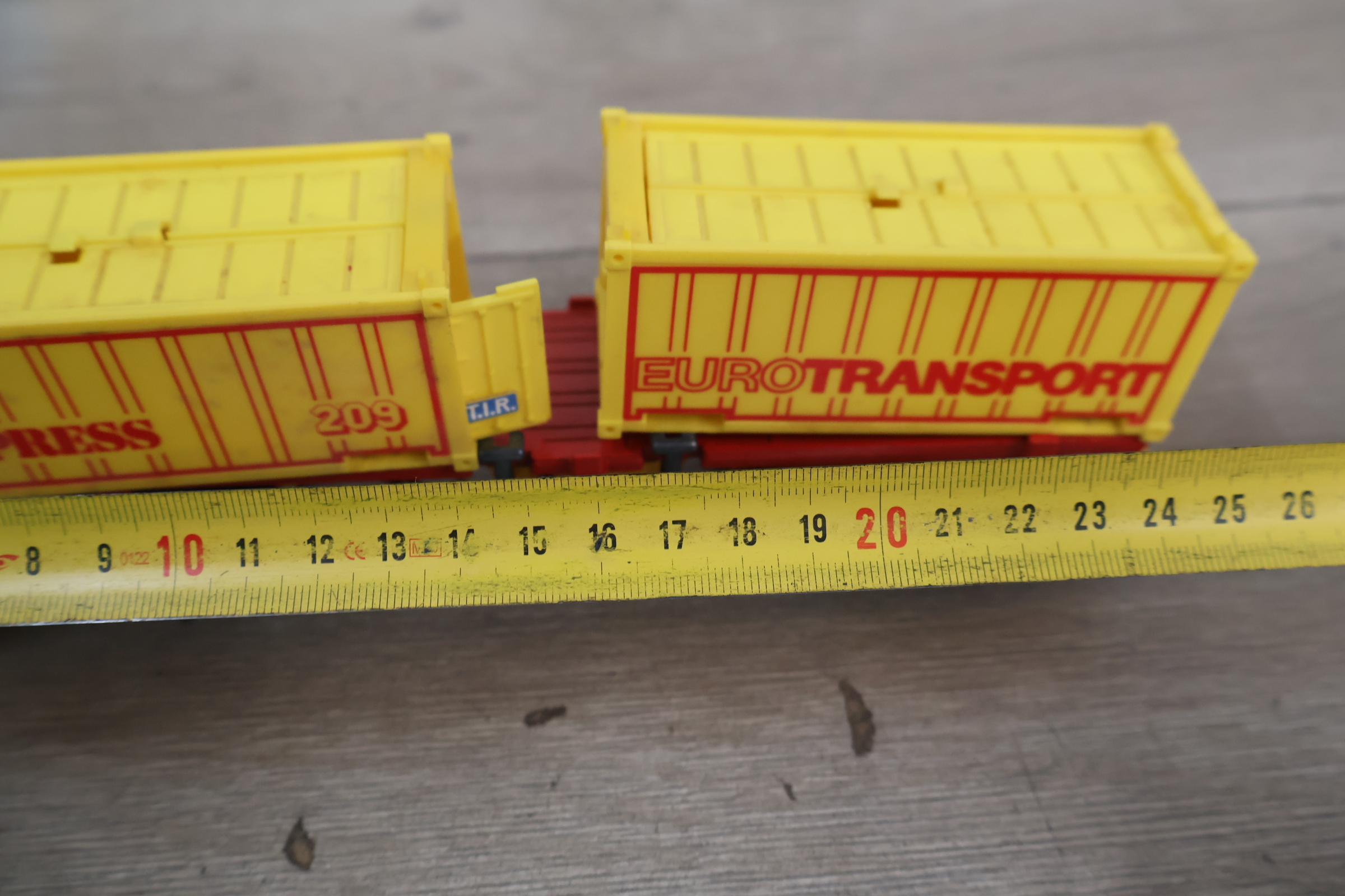 Set van diverse speelgoed vrachtwagens en voertuigen – foto 18 – kavel bij GSD Auctions, Zoeterwoude