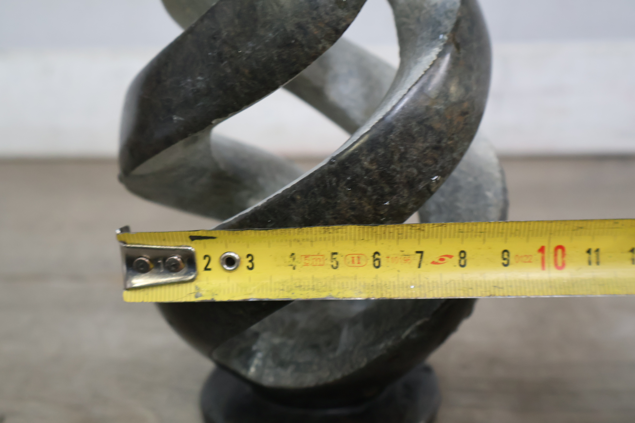 Set van 6 Diverse Stenen Beelden – foto 13 – kavel bij GSD Auctions, Zoeterwoude