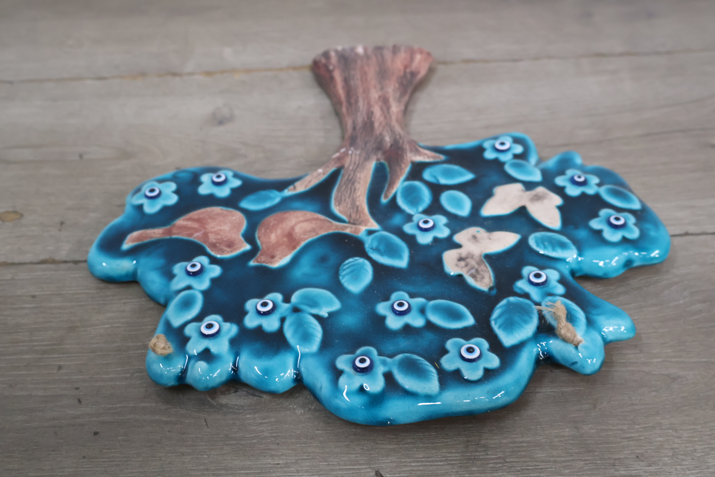 Decoratieve keramische boomwandversiering – foto 14 – kavel bij GSD Auctions, Zoeterwoude