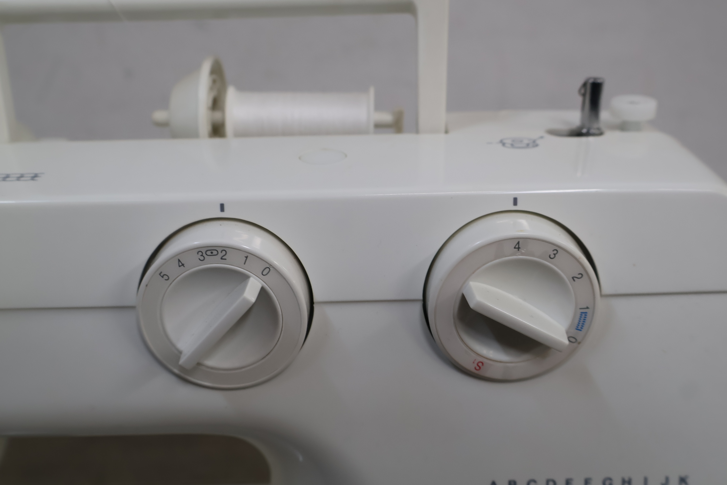Singer Lucky Edition Naaimachine – foto 11 – kavel bij GSD Auctions, Zoeterwoude