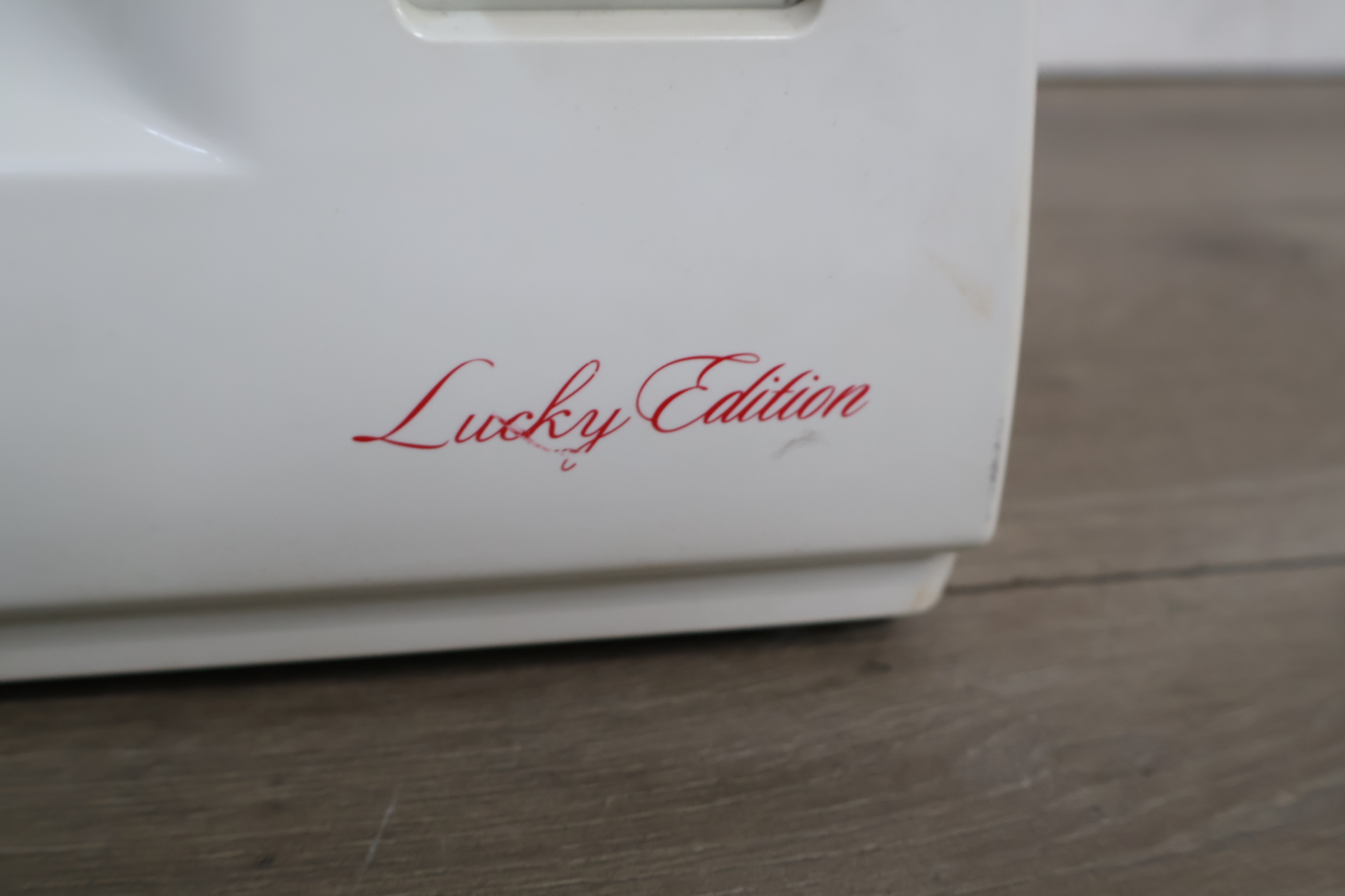 Singer Lucky Edition Naaimachine – foto 13 – kavel bij GSD Auctions, Zoeterwoude