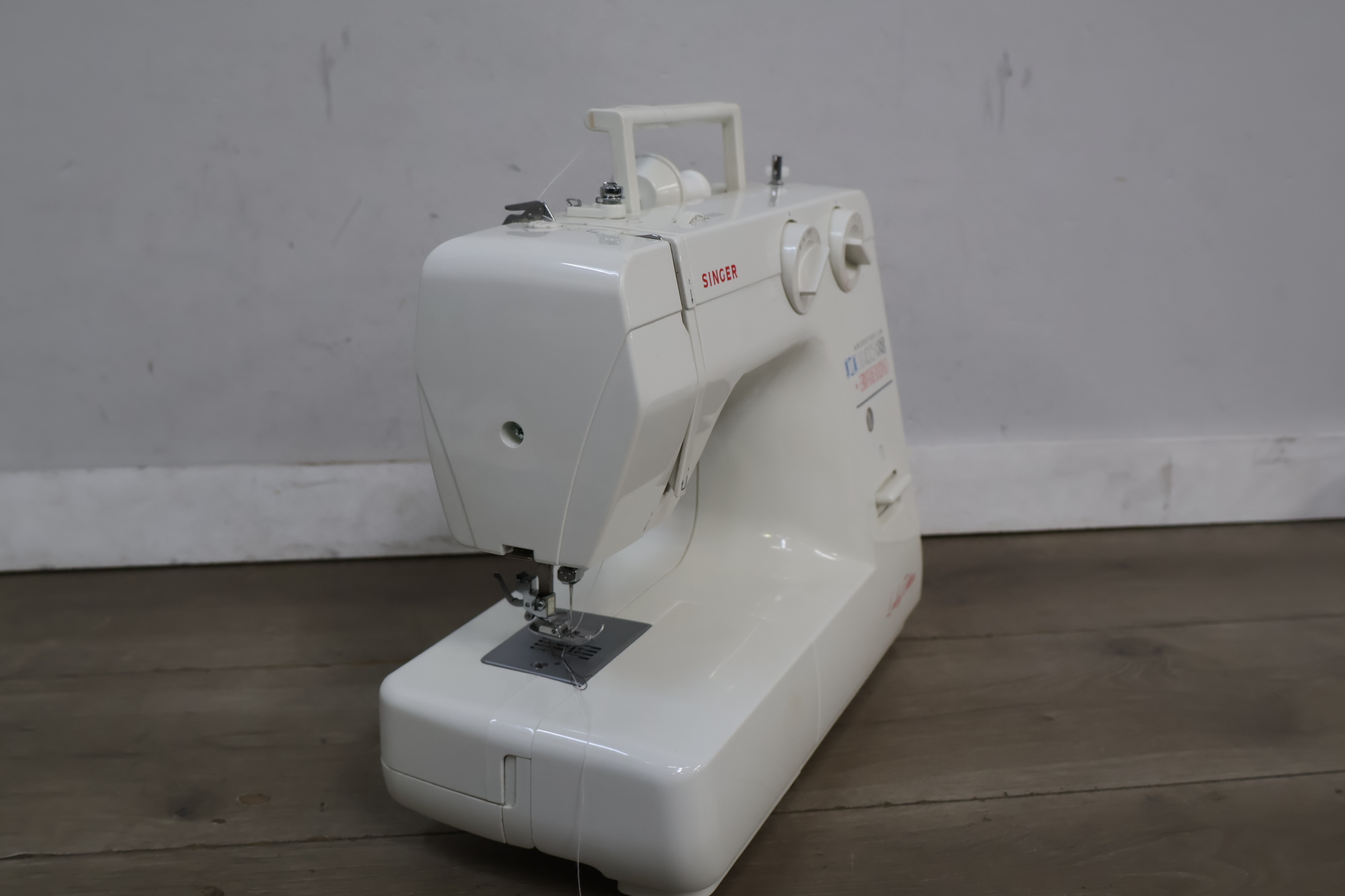 Singer Lucky Edition Naaimachine – foto 14 – kavel bij GSD Auctions, Zoeterwoude