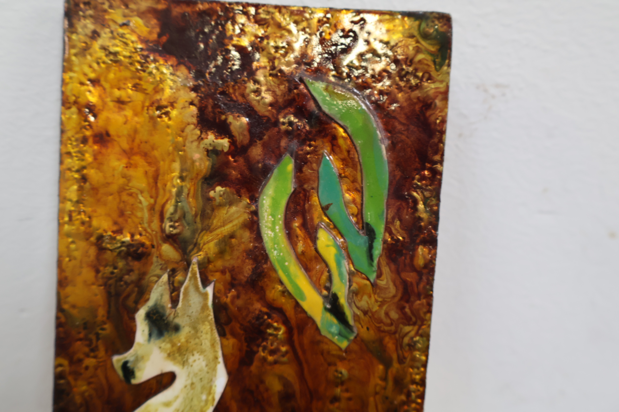 Gekleurde metalen wanddecoratie met zeeleven – foto 8 – kavel bij GSD Auctions, Zoeterwoude