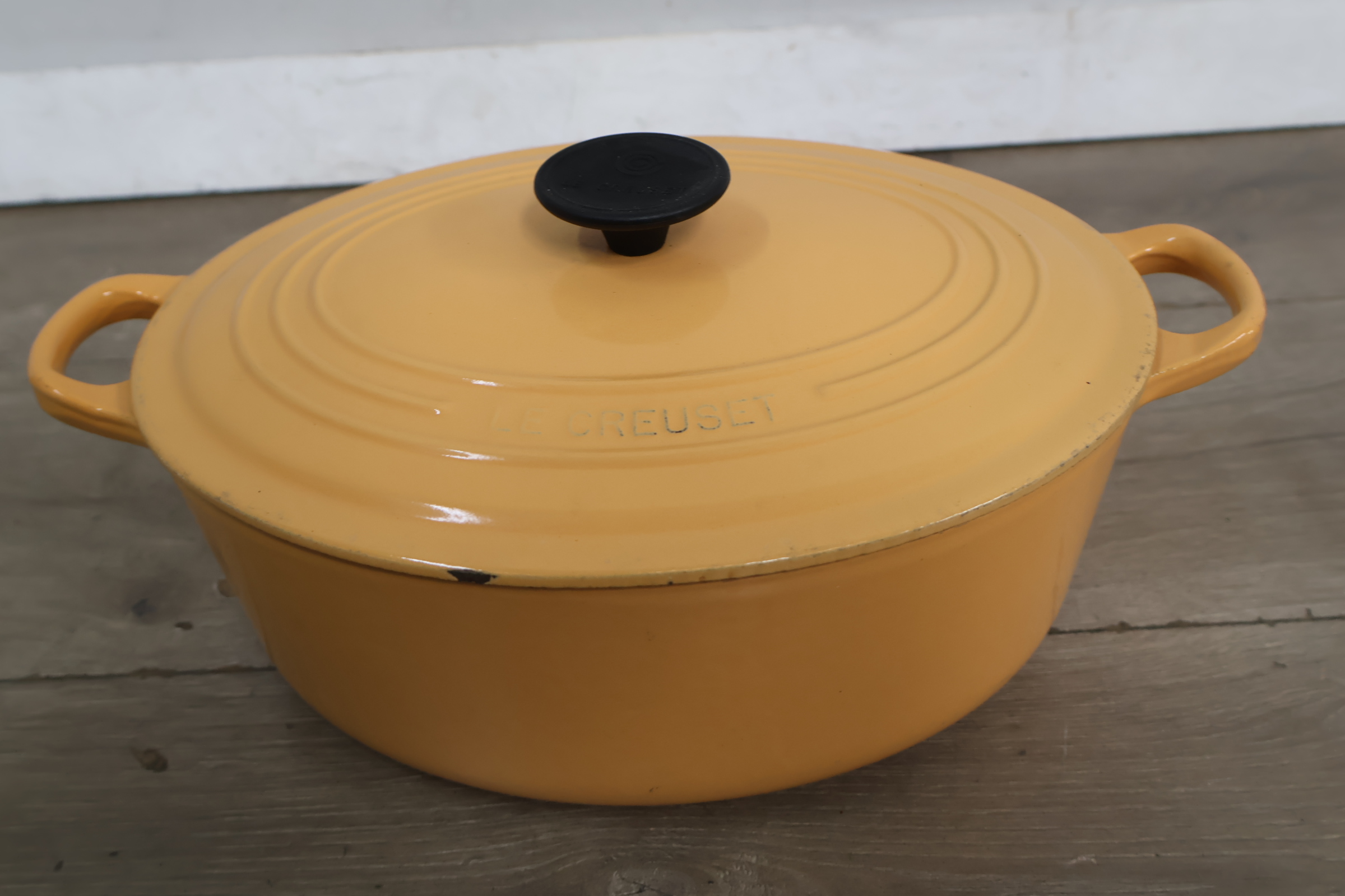 Le Creuset ovalen braadpan – foto 5 – kavel bij GSD Auctions, Zoeterwoude