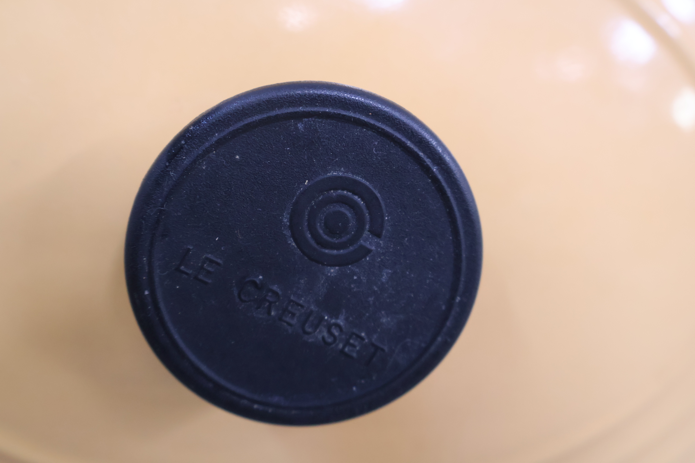 Le Creuset ovalen braadpan – foto 10 – kavel bij GSD Auctions, Zoeterwoude