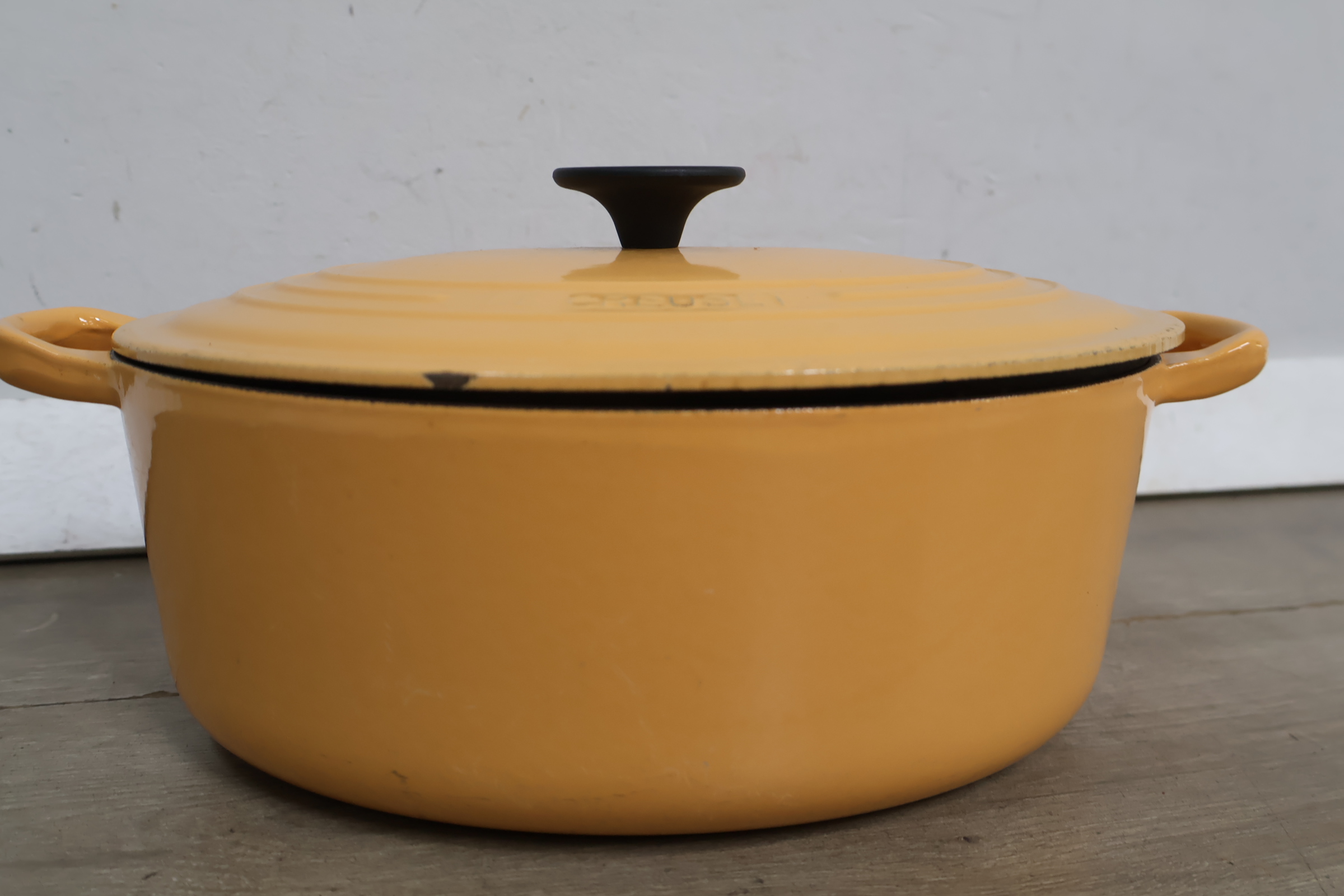 Le Creuset ovalen braadpan – foto 18 – kavel bij GSD Auctions, Zoeterwoude