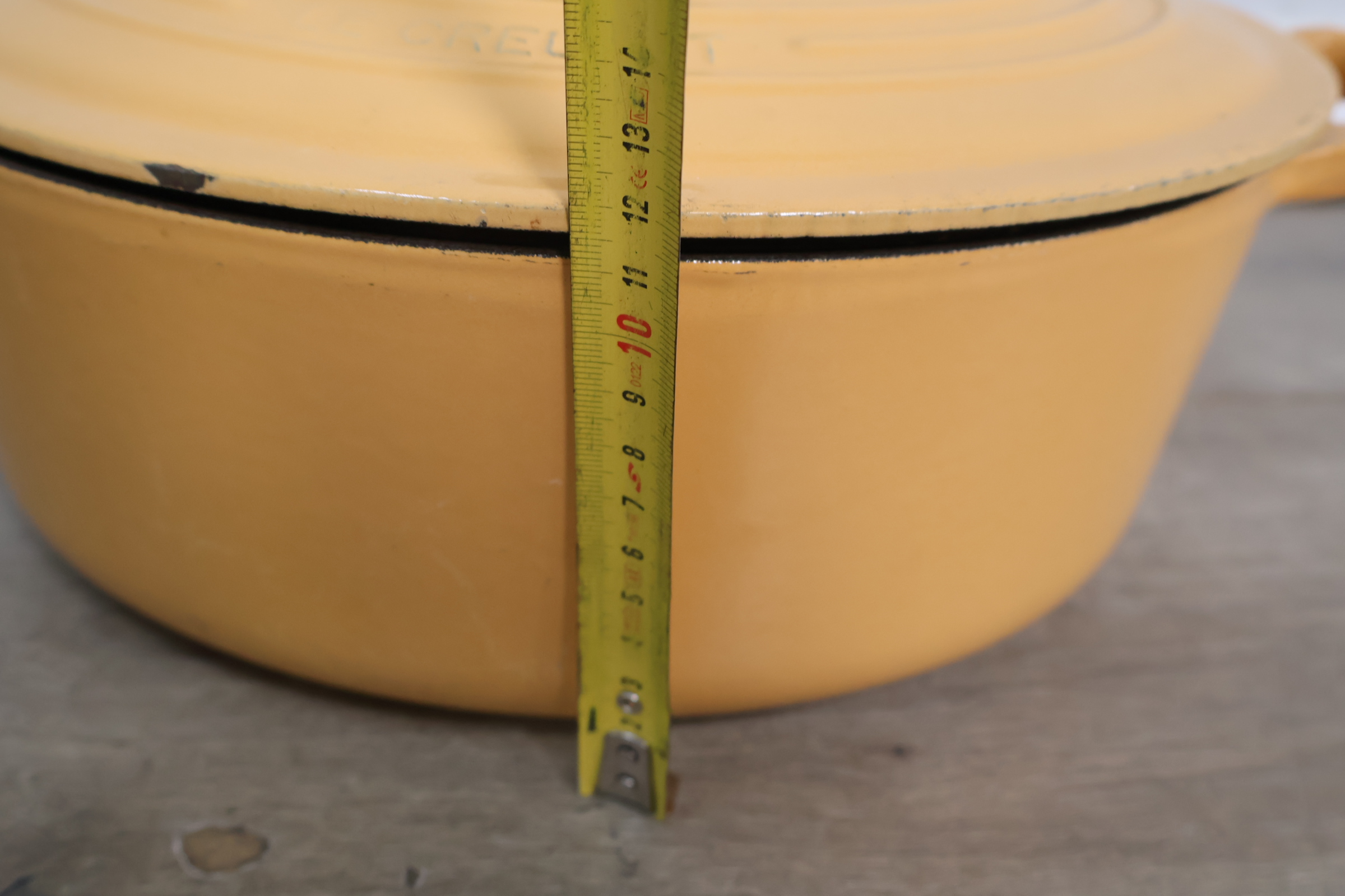 Le Creuset ovalen braadpan – foto 20 – kavel bij GSD Auctions, Zoeterwoude