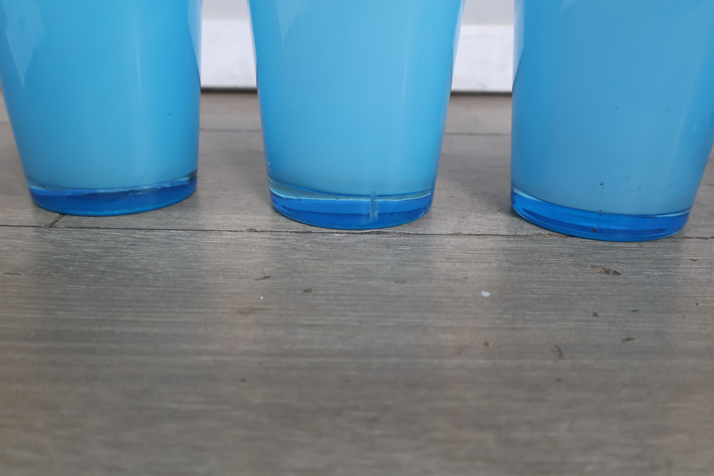 Set van 6 blauwe glazen – foto 6 – kavel bij GSD Auctions, Zoeterwoude