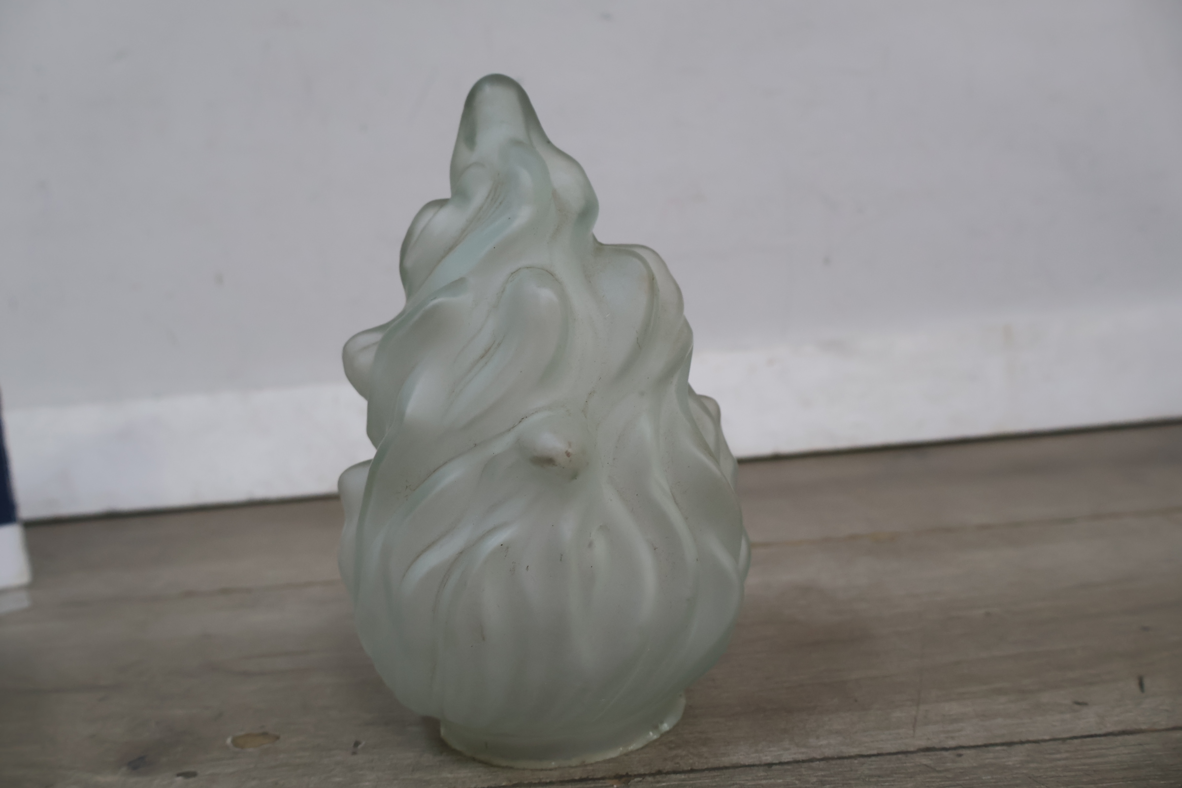 Glazen decoratief object in vorm van vlam – foto 4 – kavel bij GSD Auctions, Zoeterwoude