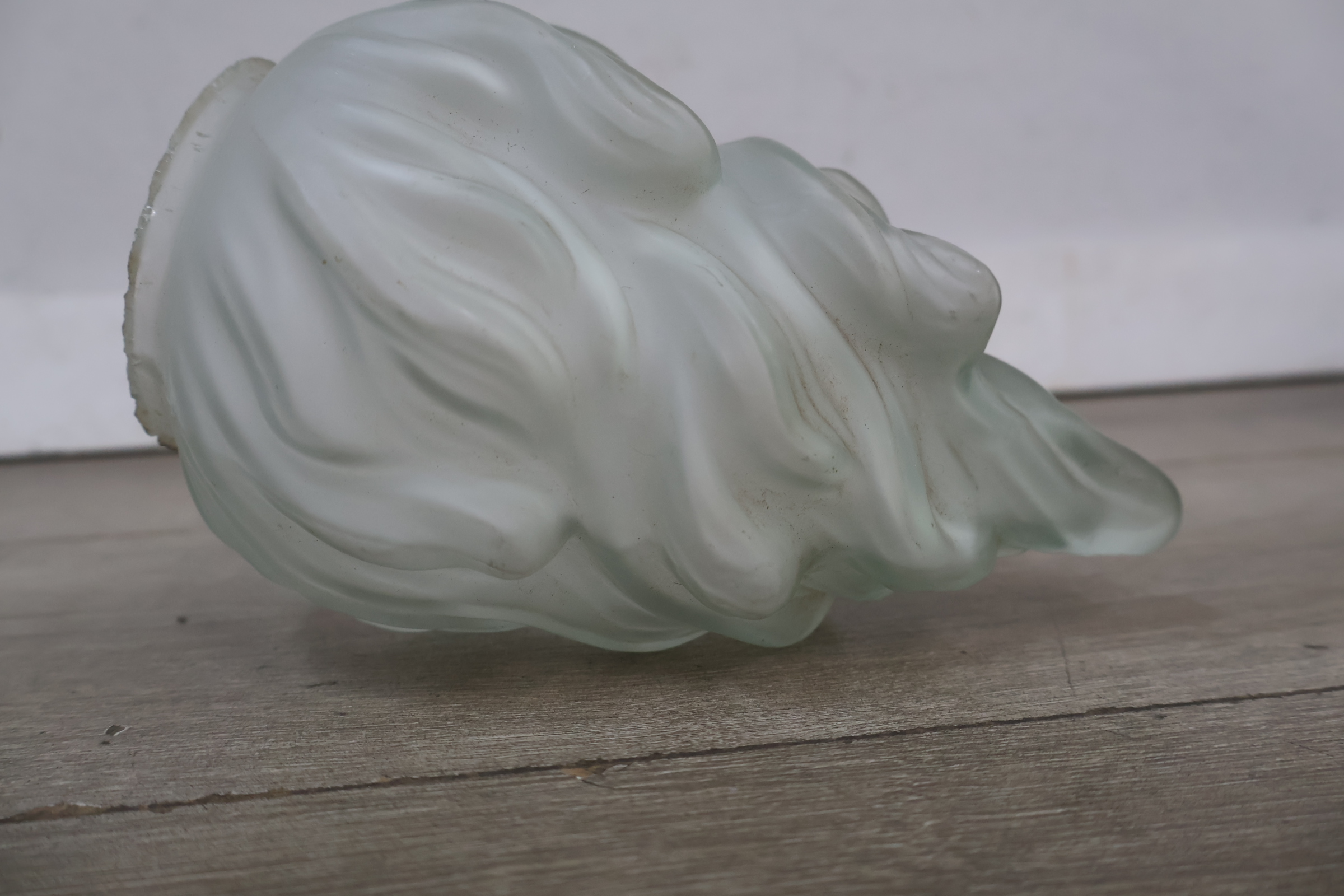 Glazen decoratief object in vorm van vlam – foto 9 – kavel bij GSD Auctions, Zoeterwoude