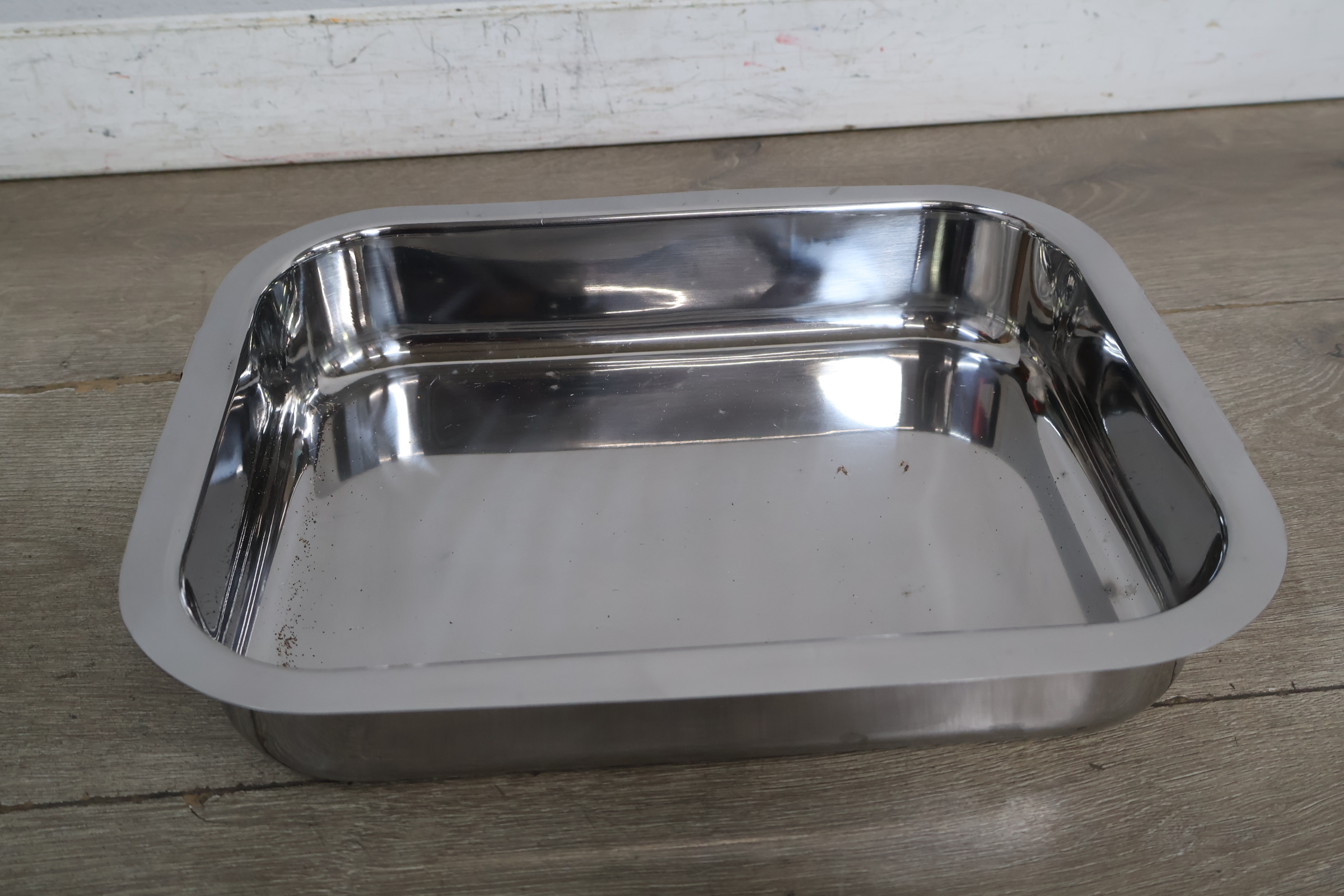 Set ovenschalen van roestvrij staal in verpakking – foto 6 – kavel bij GSD Auctions, Zoeterwoude