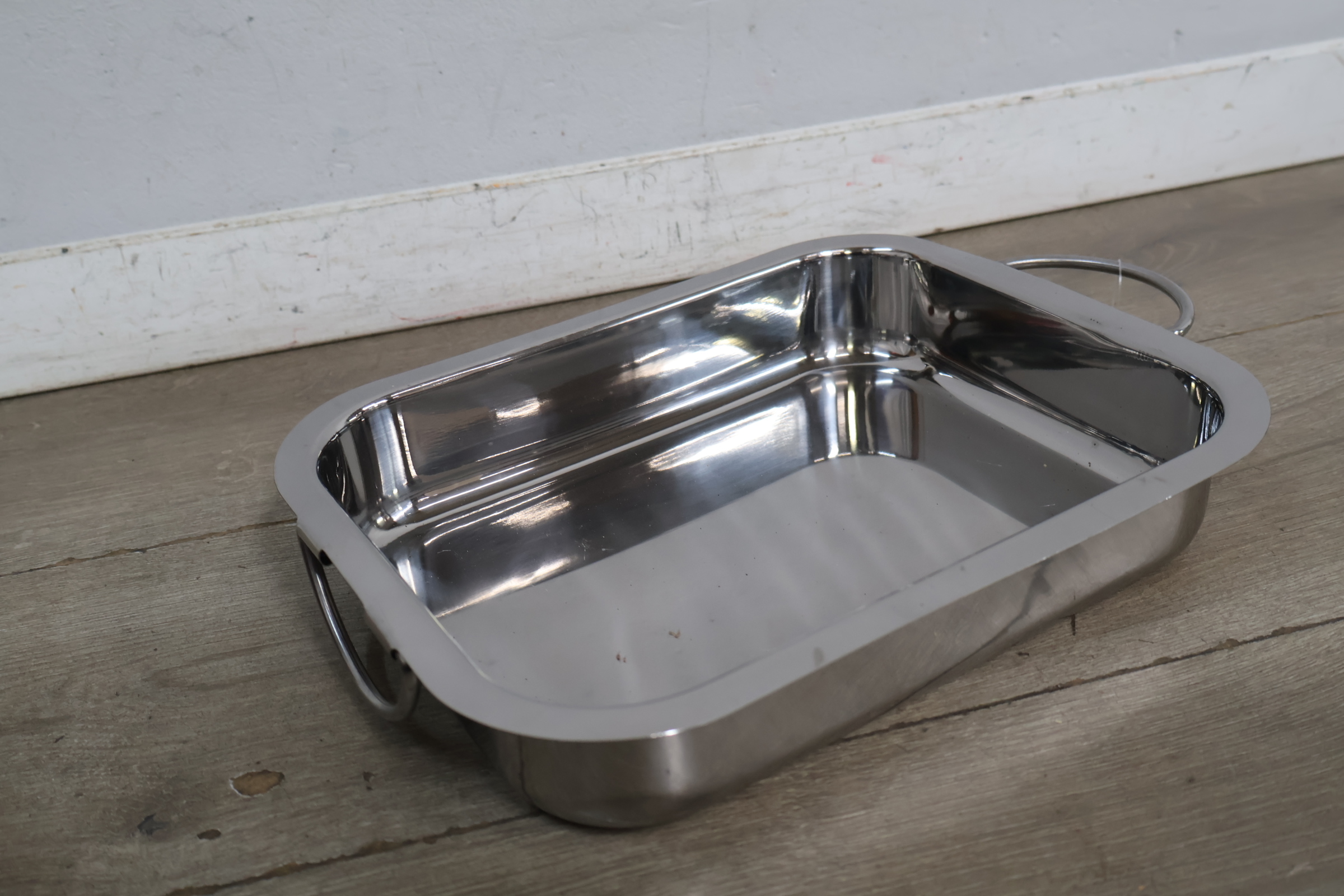 Set ovenschalen van roestvrij staal in verpakking – foto 11 – kavel bij GSD Auctions, Zoeterwoude