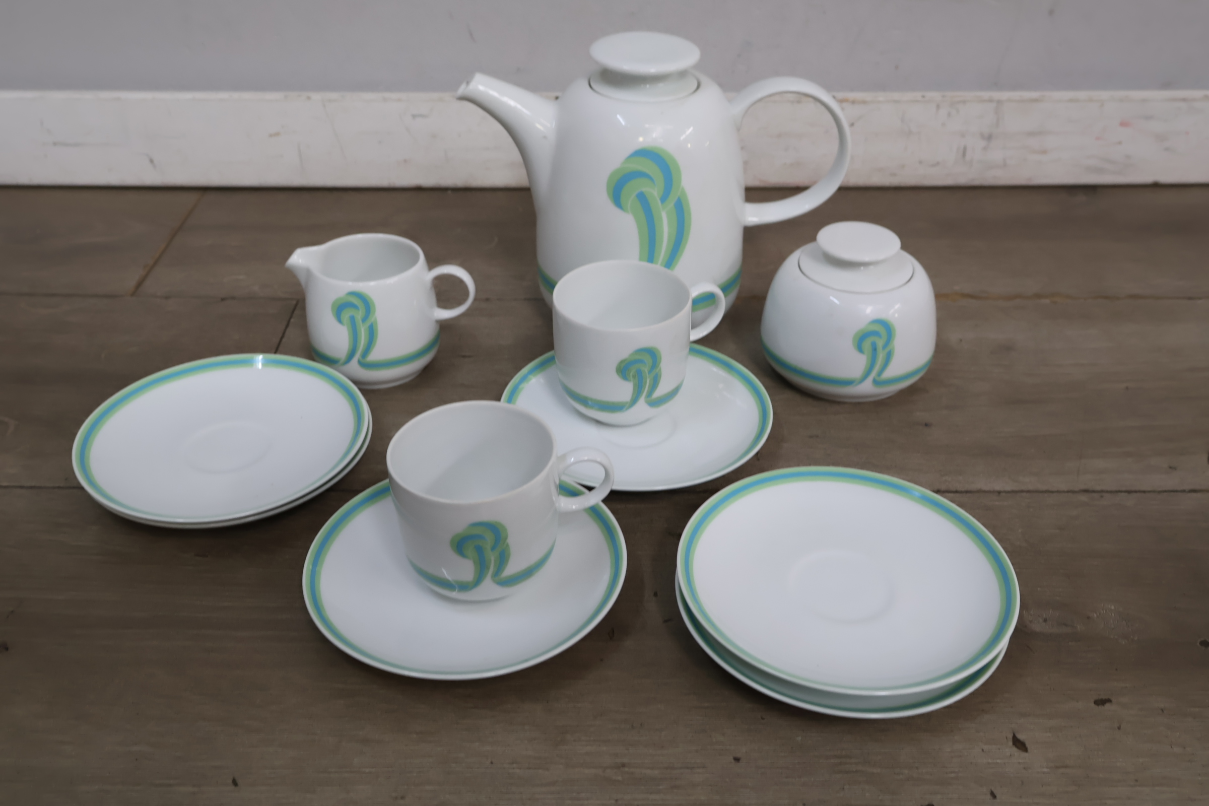Theeservies met modern patroon – foto 5 – kavel bij GSD Auctions, Zoeterwoude