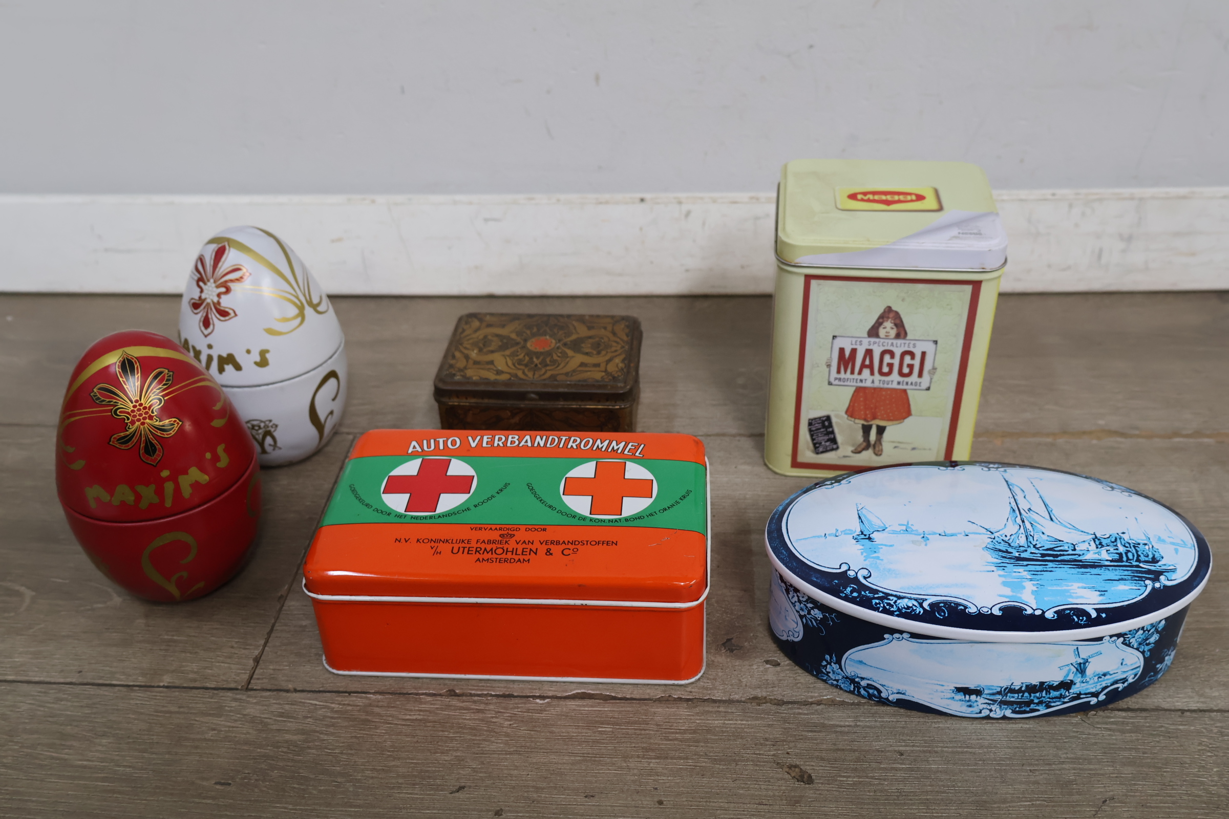 Set vintage koekblikken – foto 10 – kavel bij GSD Auctions, Zoeterwoude