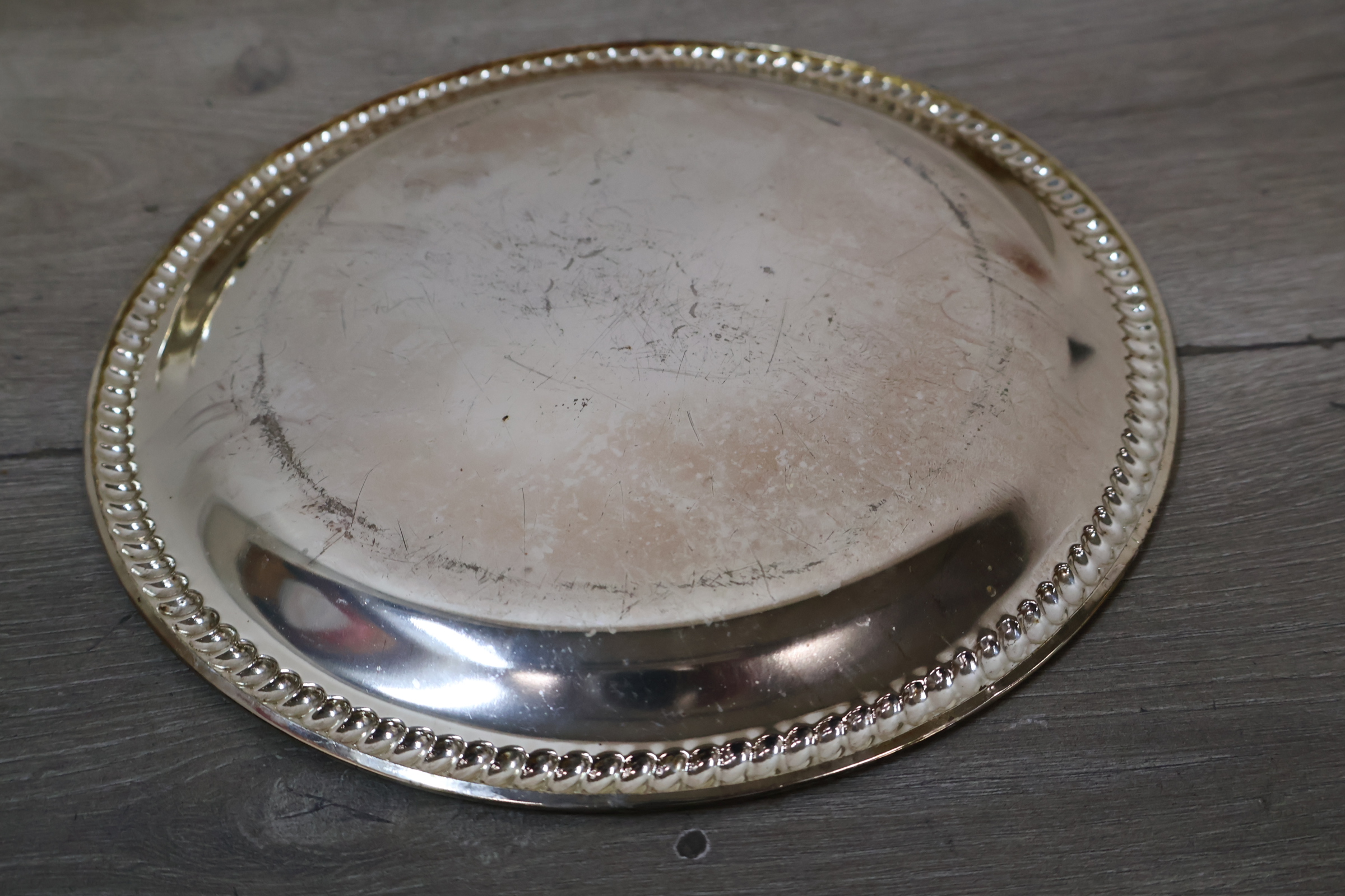Vintage koperen theeservies met dienblad en kopjes – foto 11 – kavel bij GSD Auctions, Zoeterwoude