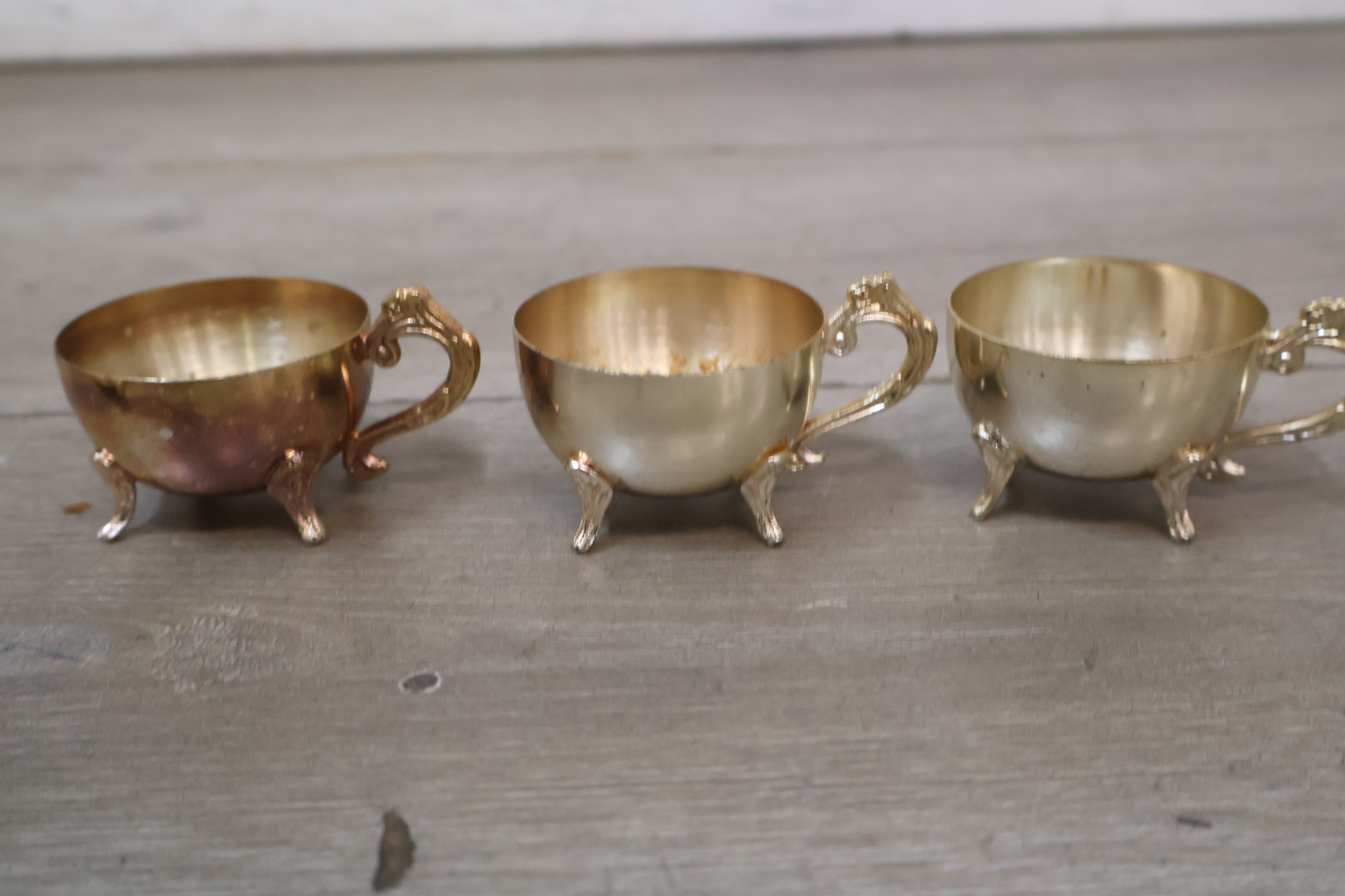 Vintage koperen theeservies met dienblad en kopjes – foto 12 – kavel bij GSD Auctions, Zoeterwoude