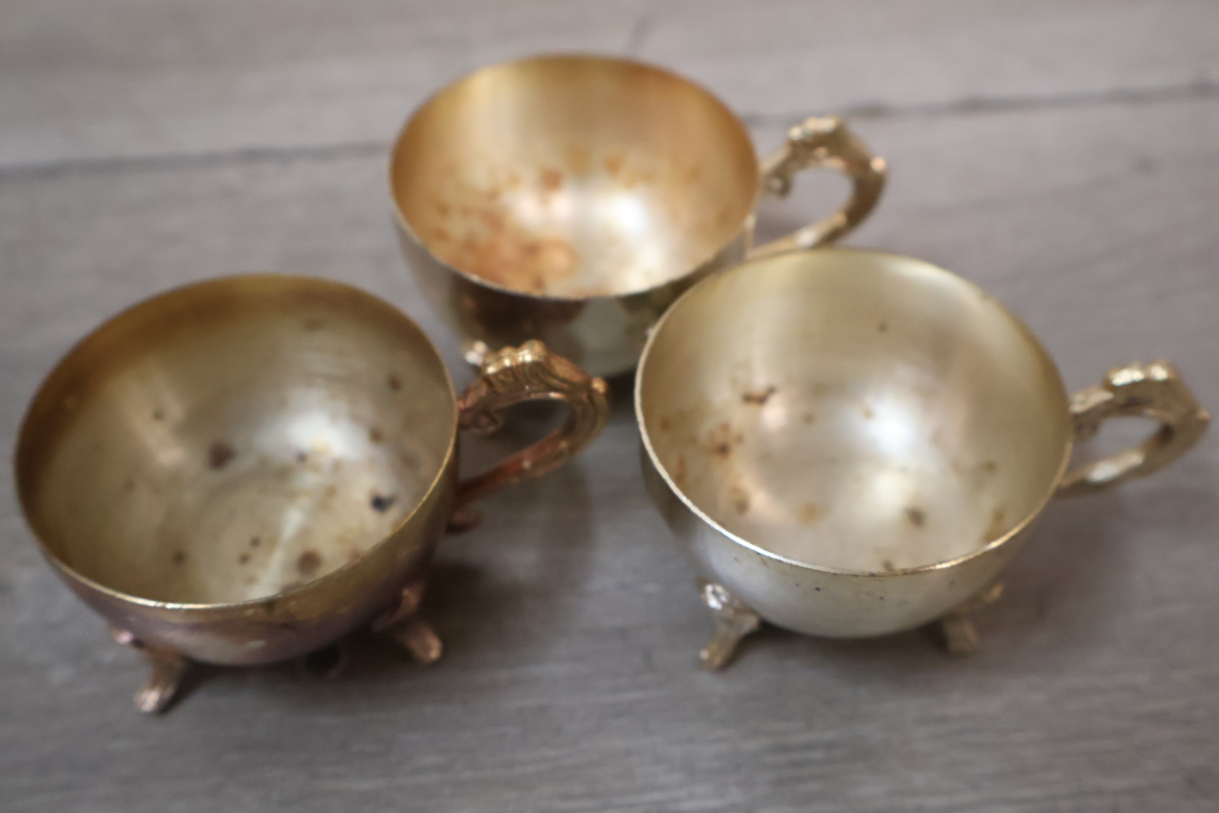Vintage koperen theeservies met dienblad en kopjes – foto 14 – kavel bij GSD Auctions, Zoeterwoude