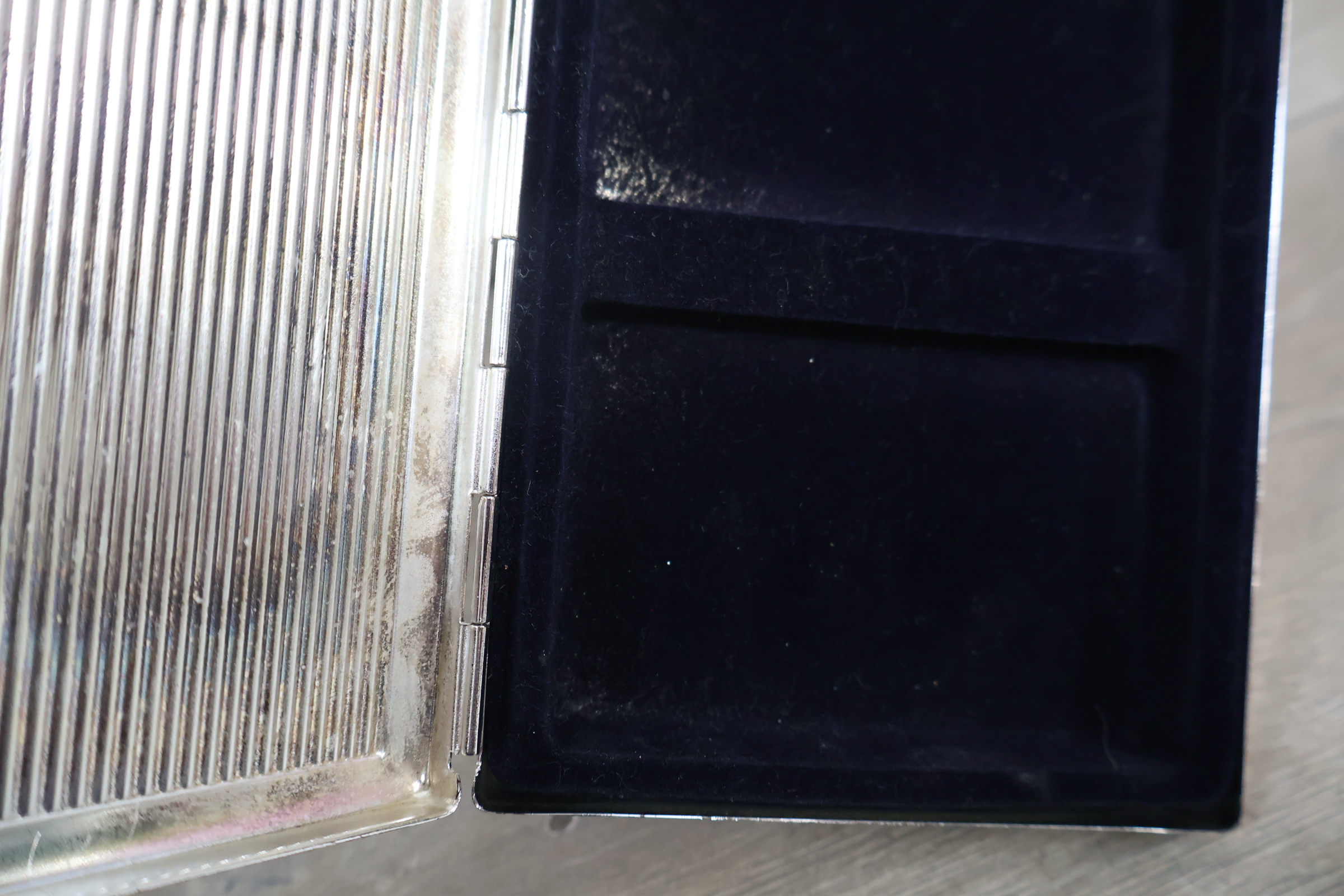 assortiment verzilverde keukenwaren – foto 9 – kavel bij GSD Auctions, Zoeterwoude