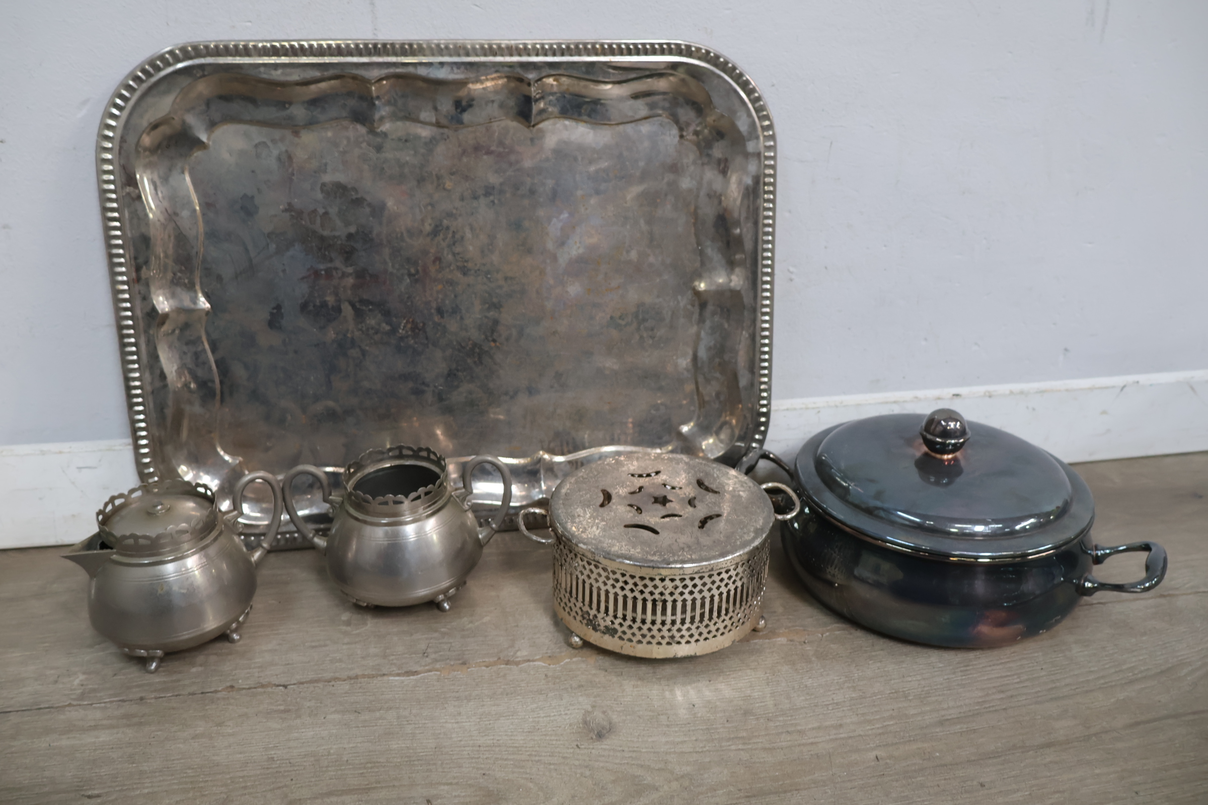 assortiment verzilverde keukenwaren – foto 16 – kavel bij GSD Auctions, Zoeterwoude