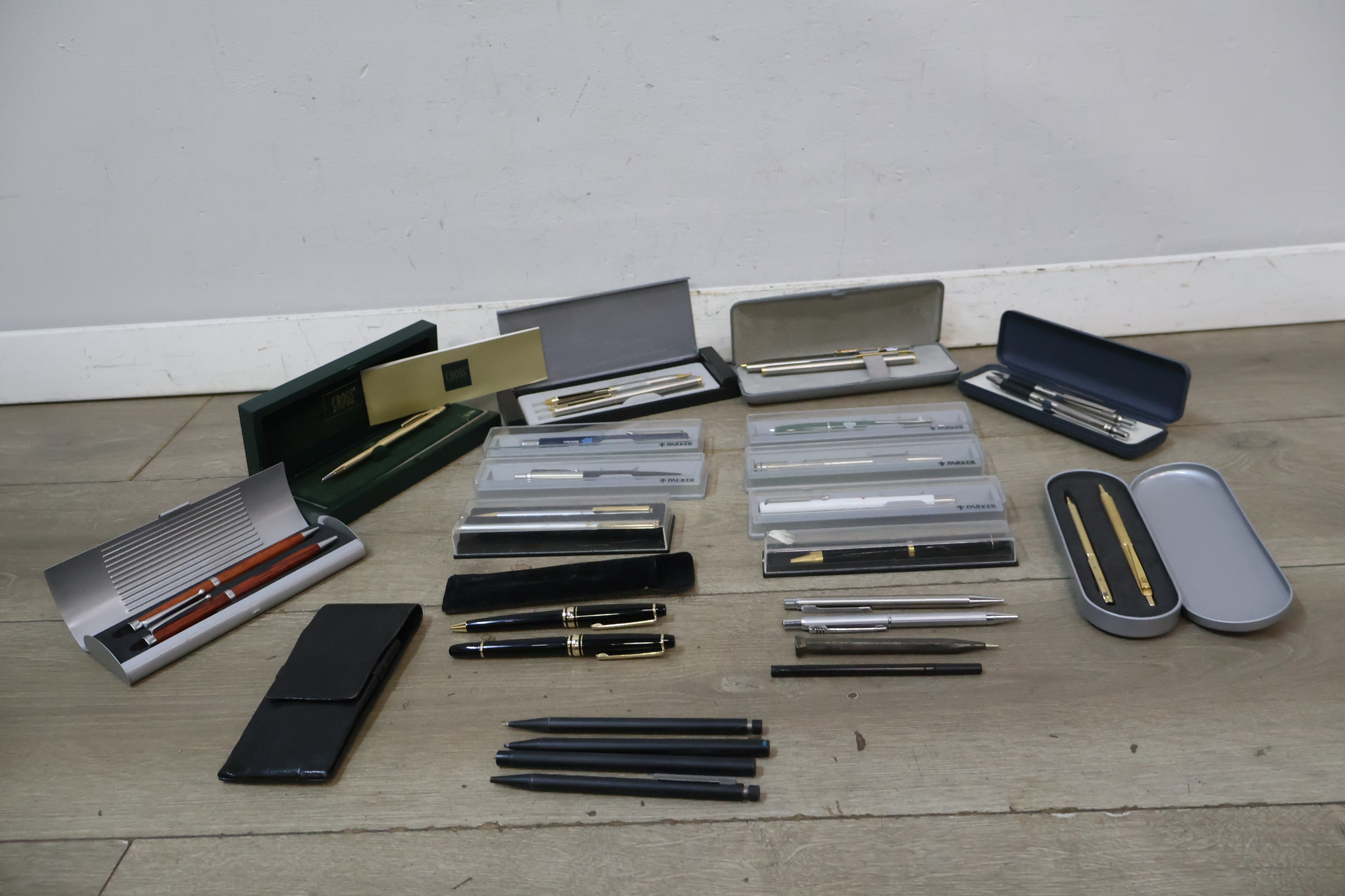 Set diverse pennen in dozen en etuis – foto 3 – kavel bij GSD Auctions, Zoeterwoude