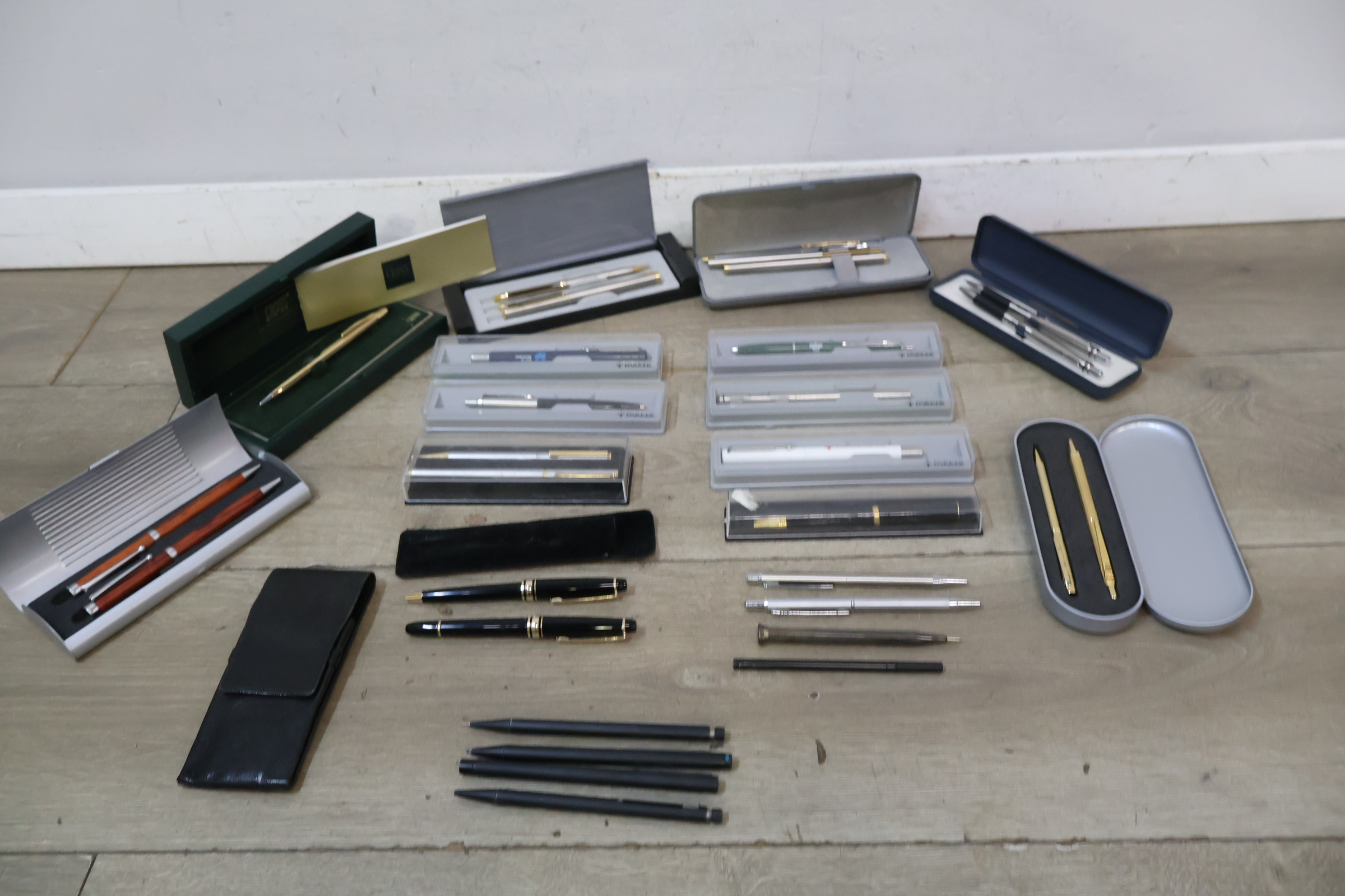 Set diverse pennen in dozen en etuis – foto 4 – kavel bij GSD Auctions, Zoeterwoude