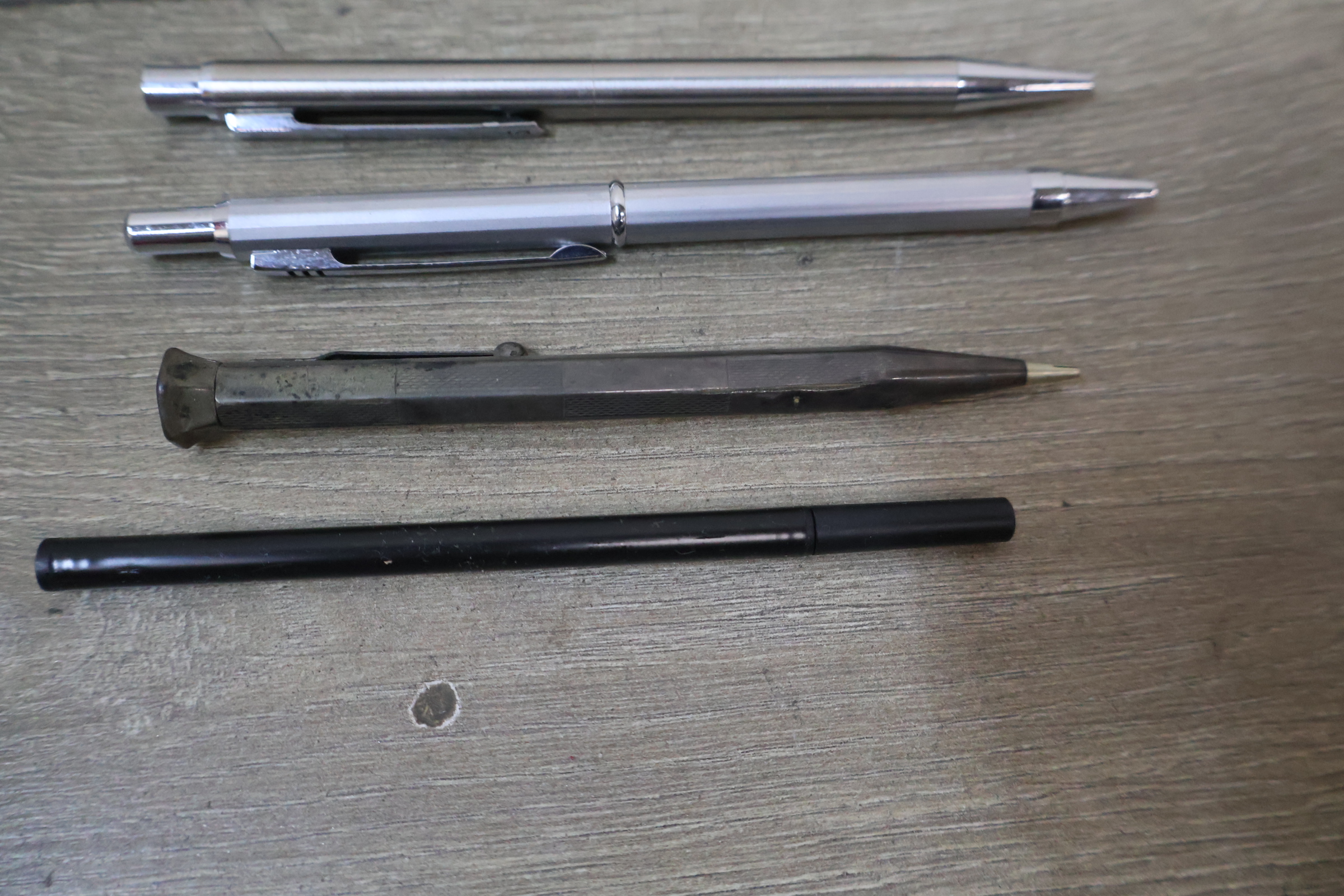 Set diverse pennen in dozen en etuis – foto 8 – kavel bij GSD Auctions, Zoeterwoude
